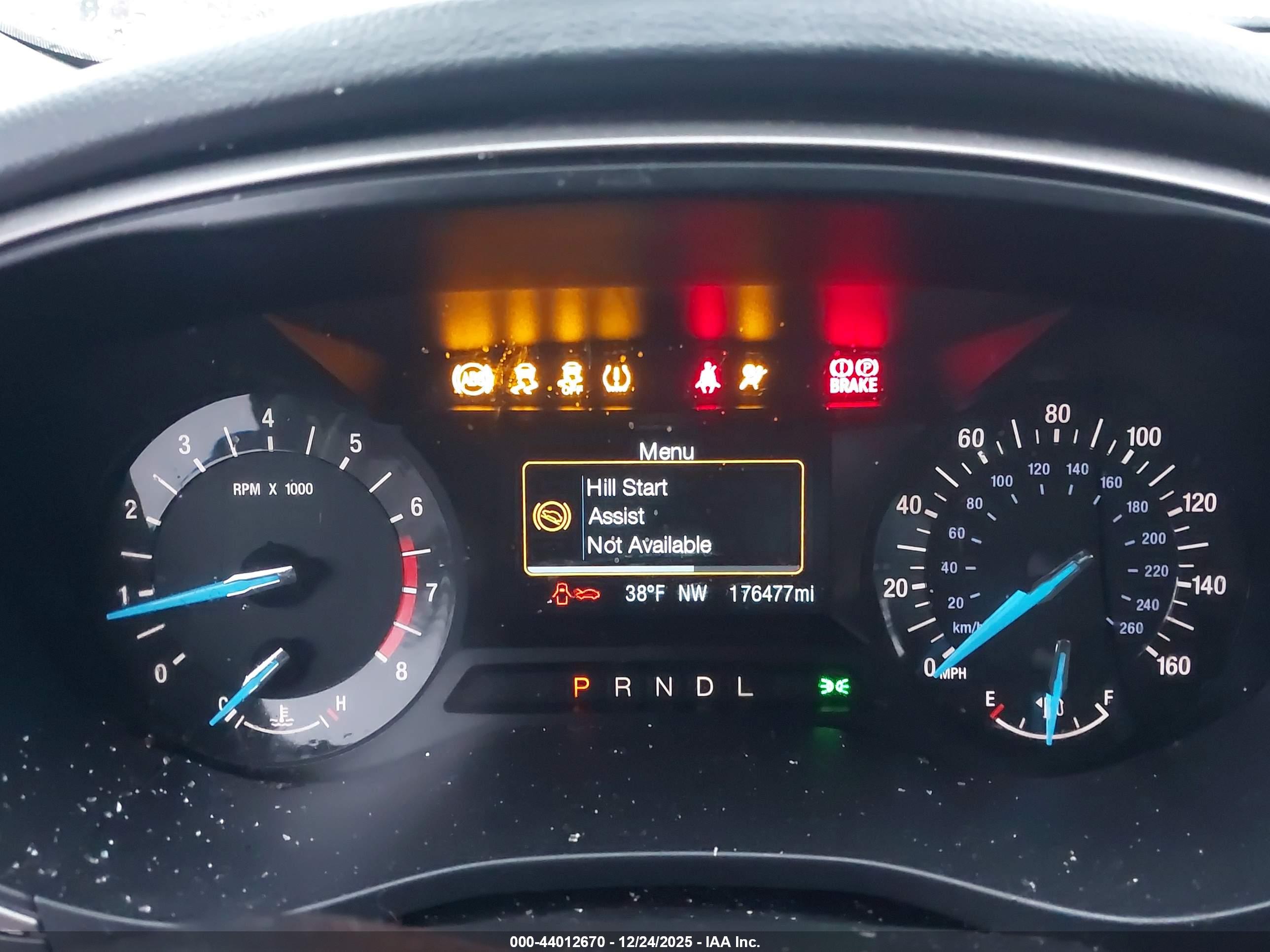FORD FUSION image 7