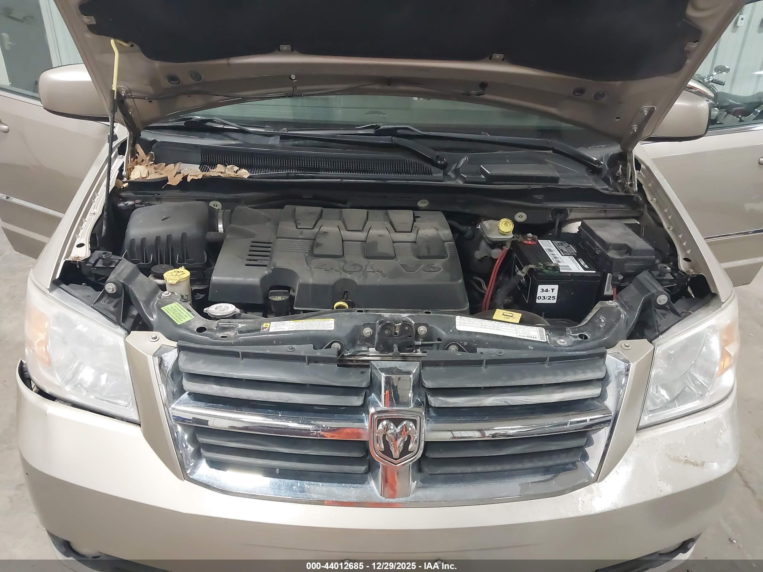 DODGE GRAND image 10