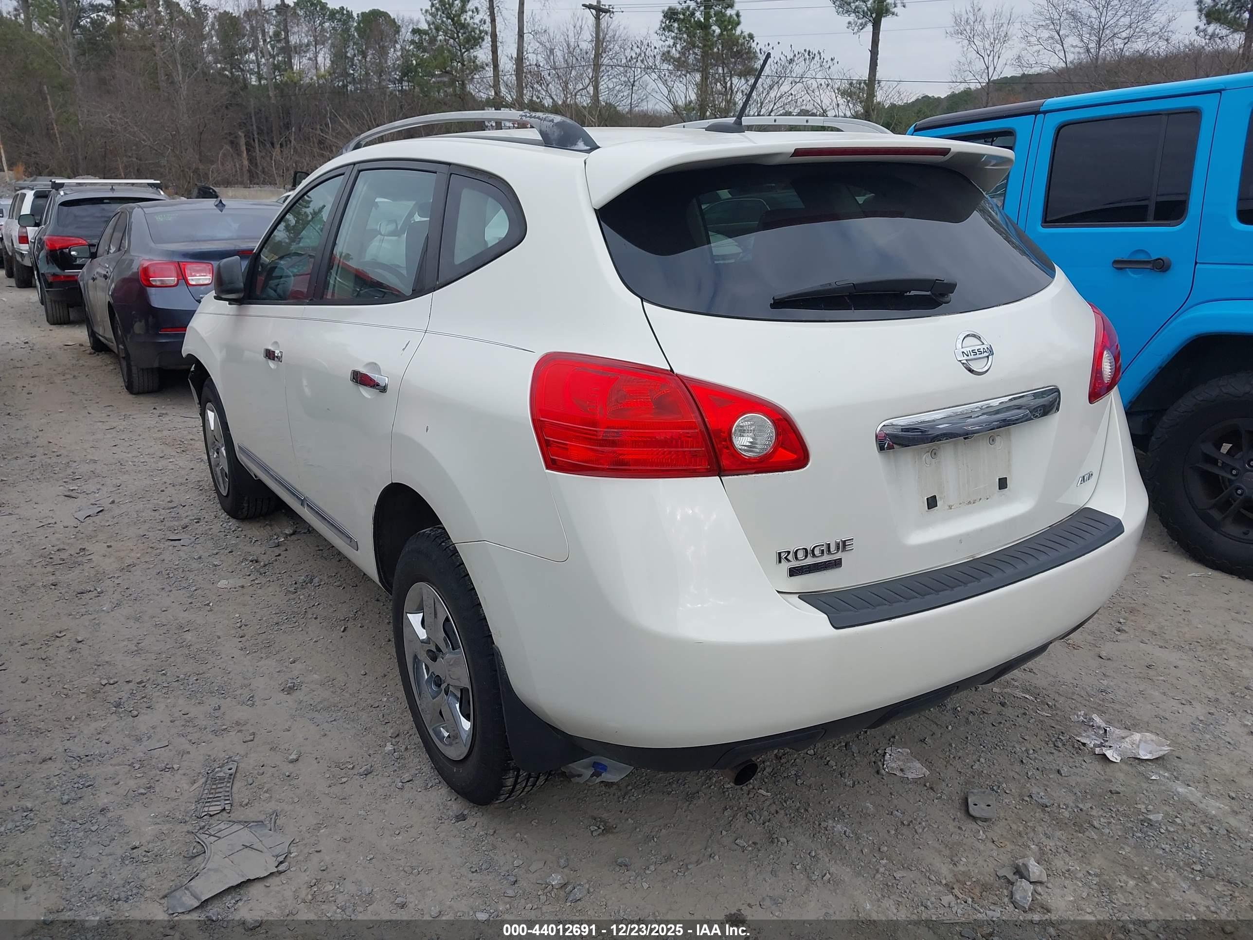 NISSAN ROGUE image 3