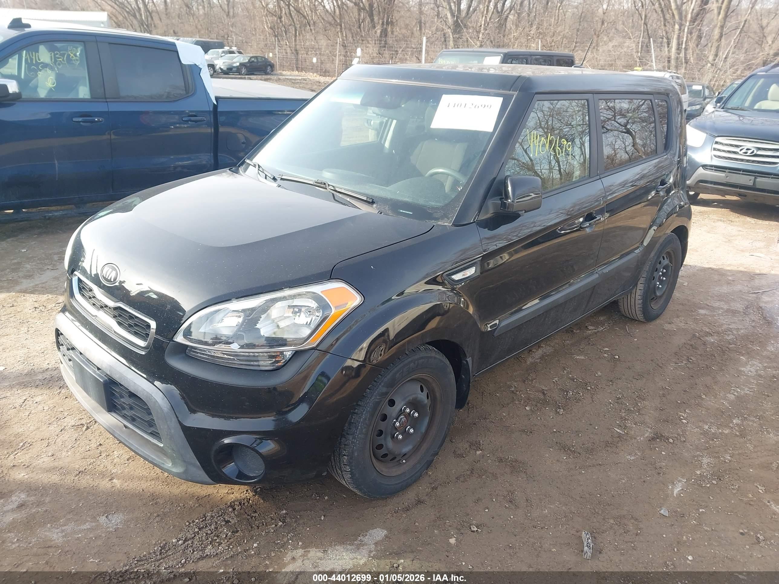 KIA SOUL image 2