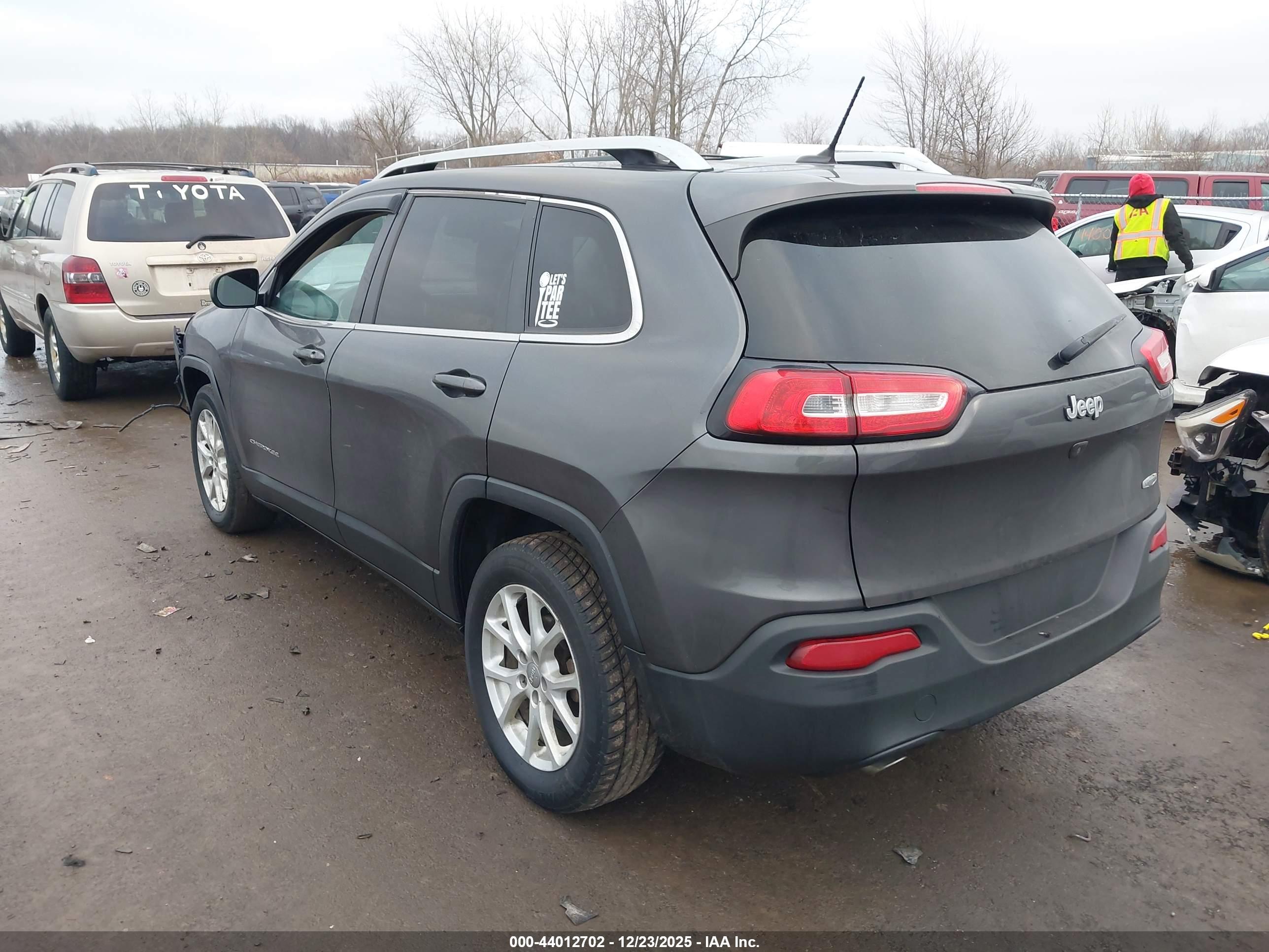 JEEP CHEROKEE image 3