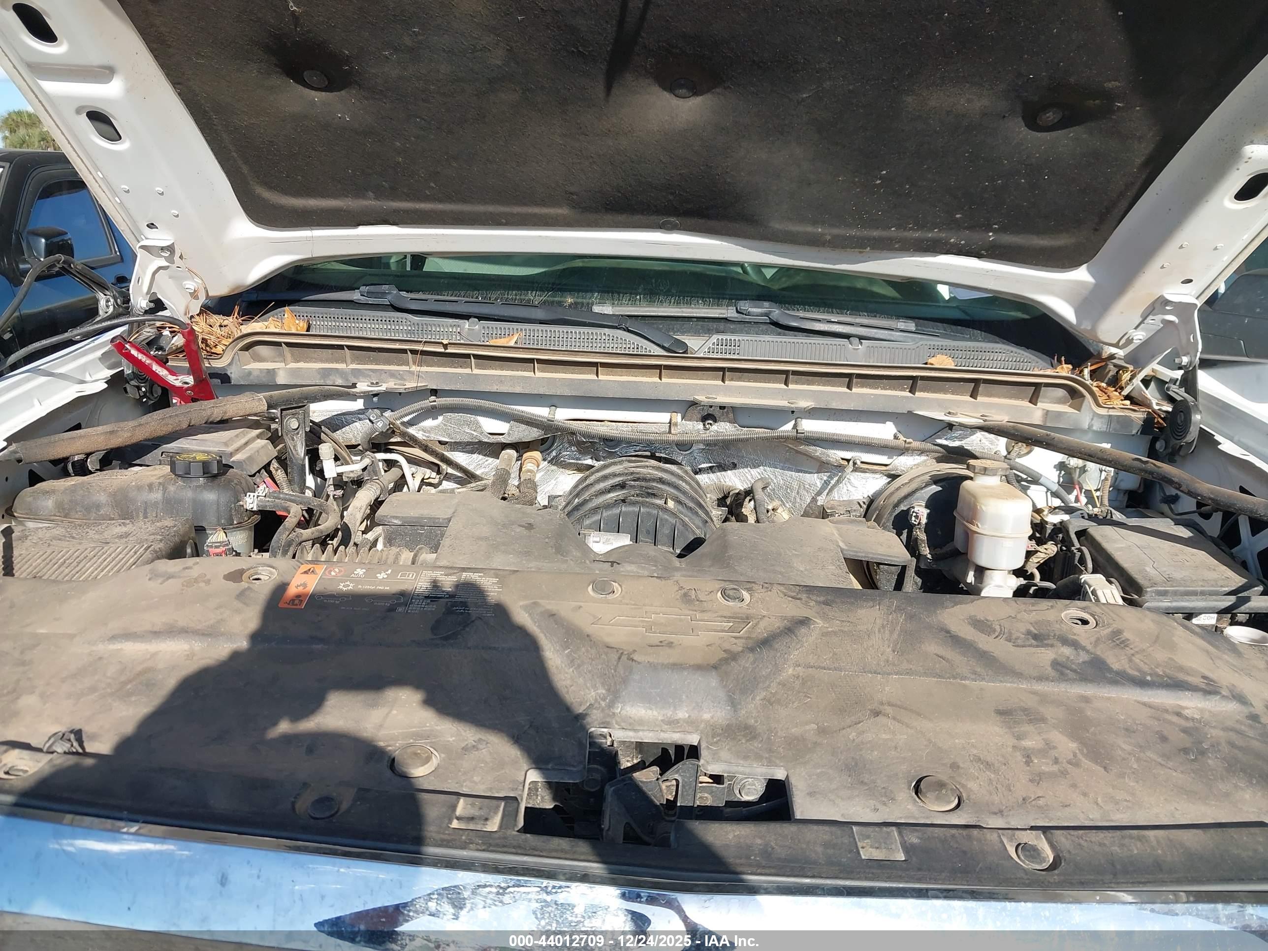 CHEVROLET SILVERADO image 10