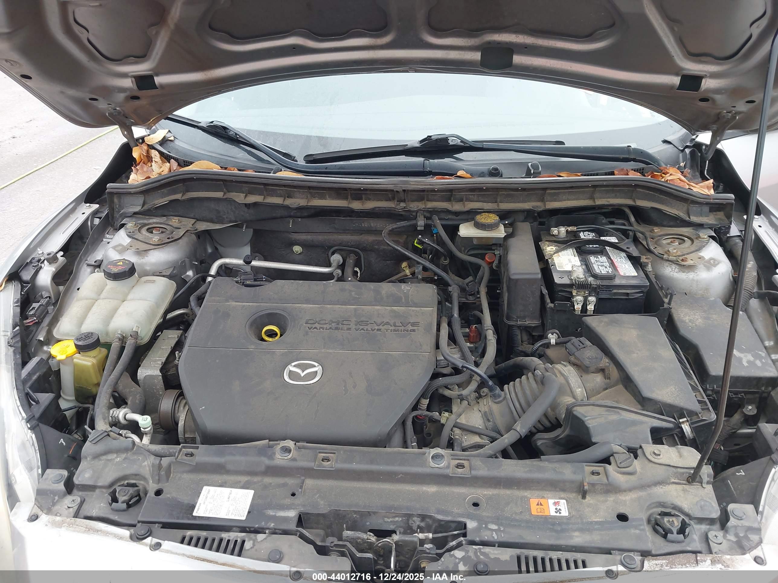 MAZDA MAZDA3 image 10