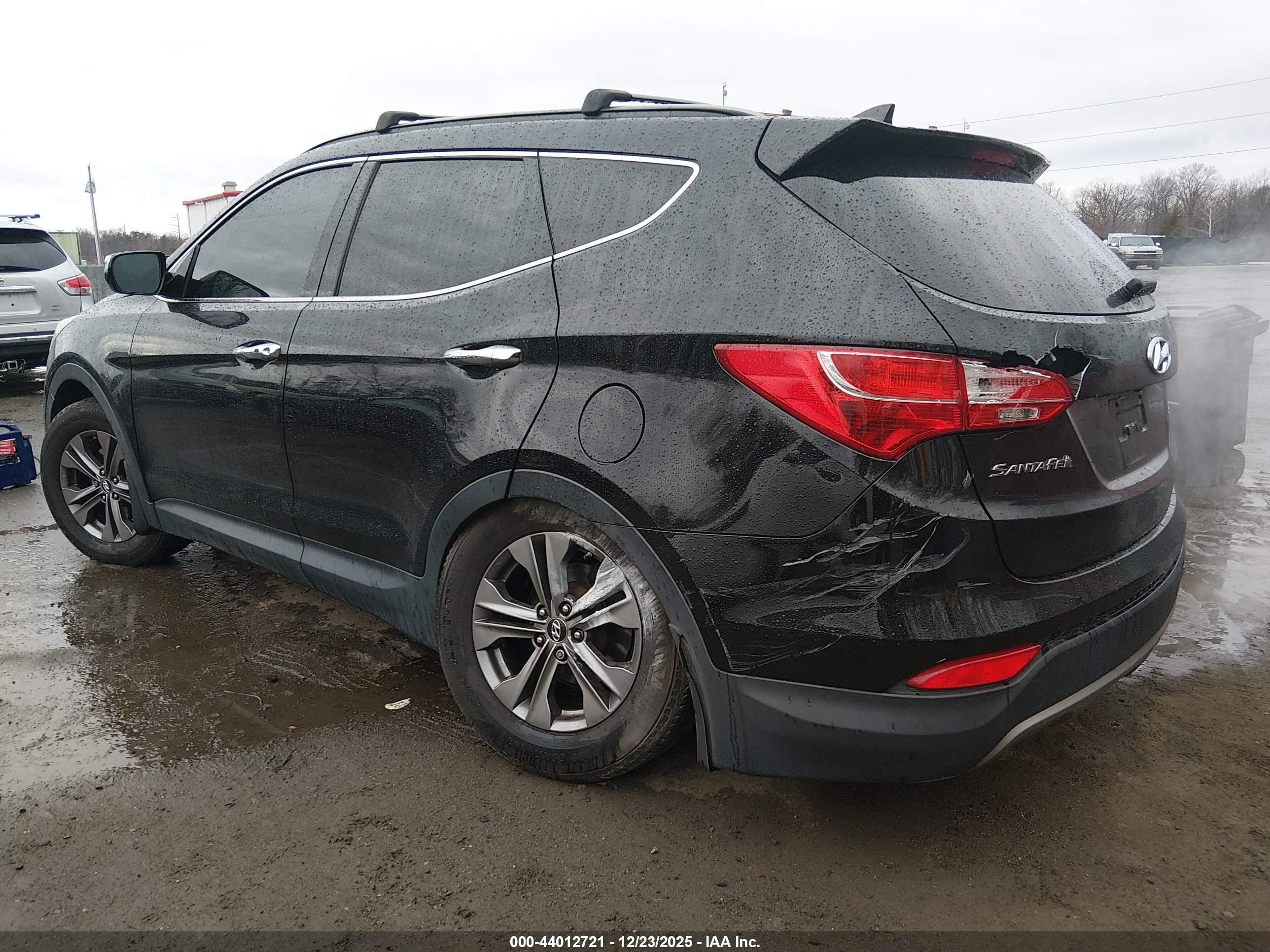 HYUNDAI SANTA image 3