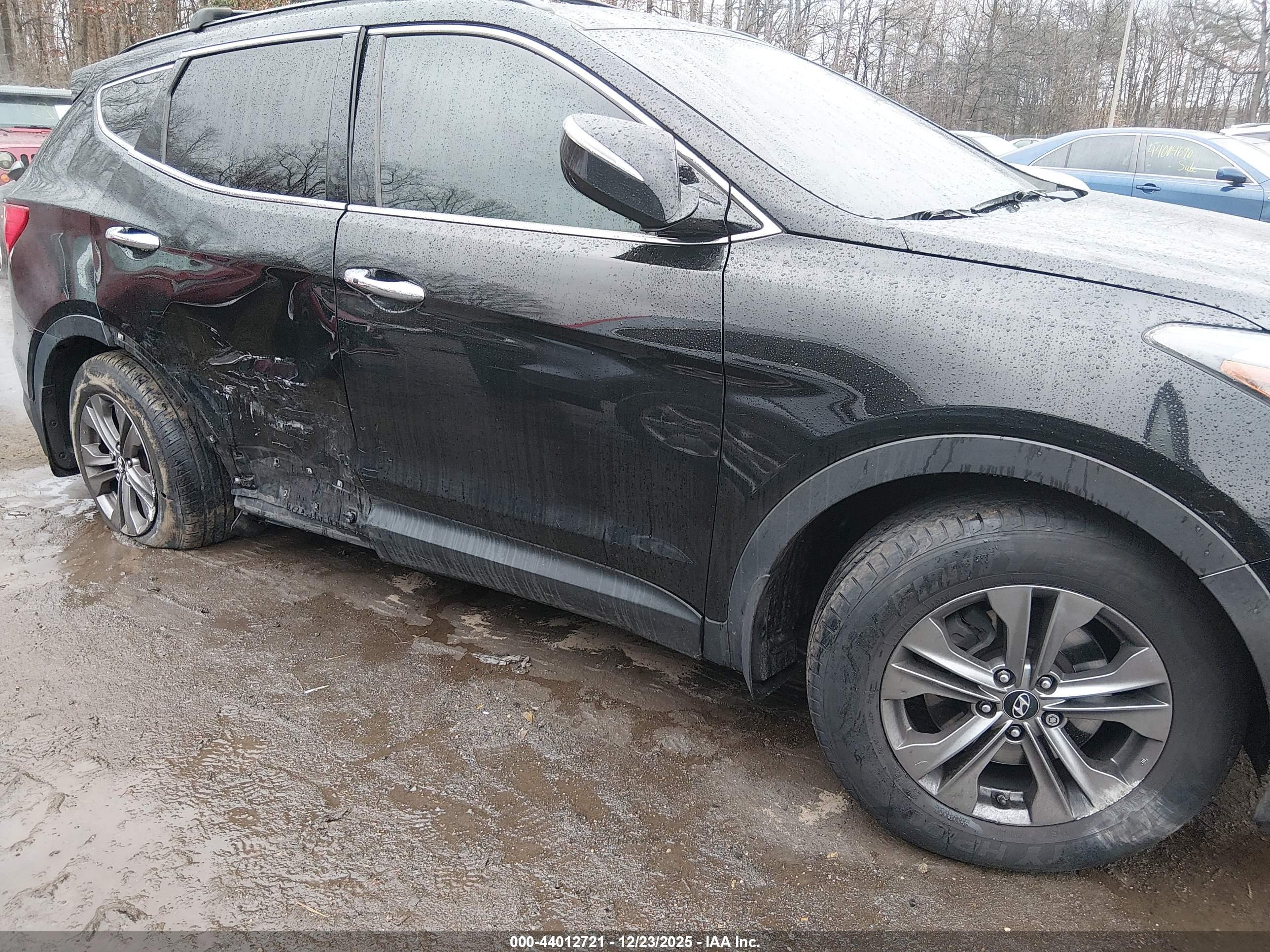 HYUNDAI SANTA image 6