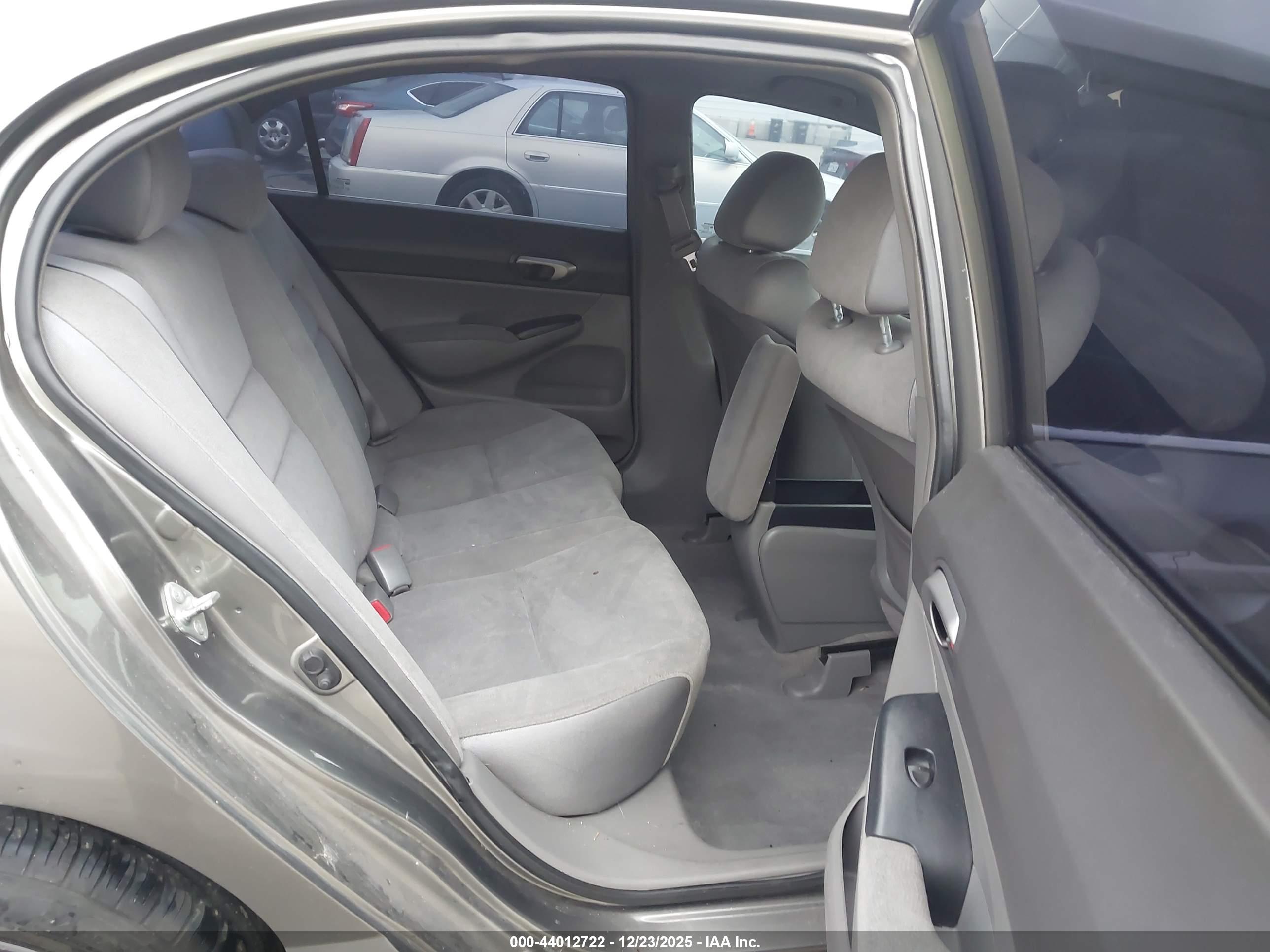 HONDA CIVIC image 8