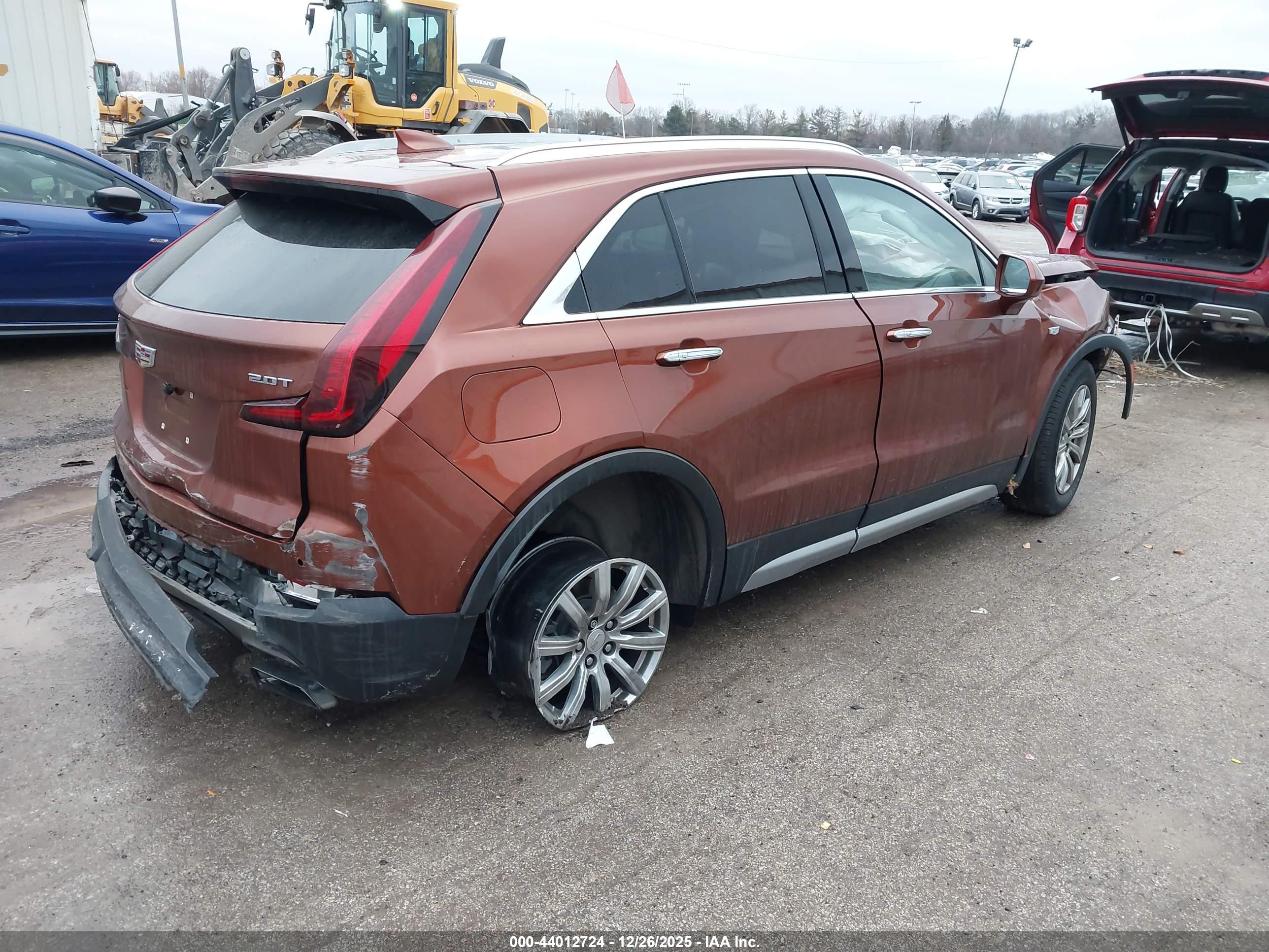 CADILLAC XT4 image 4