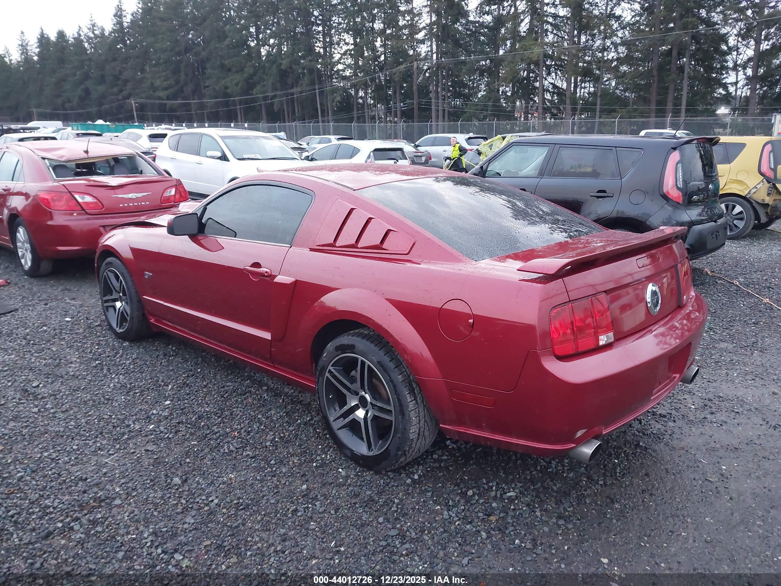 FORD MUSTANG image 3