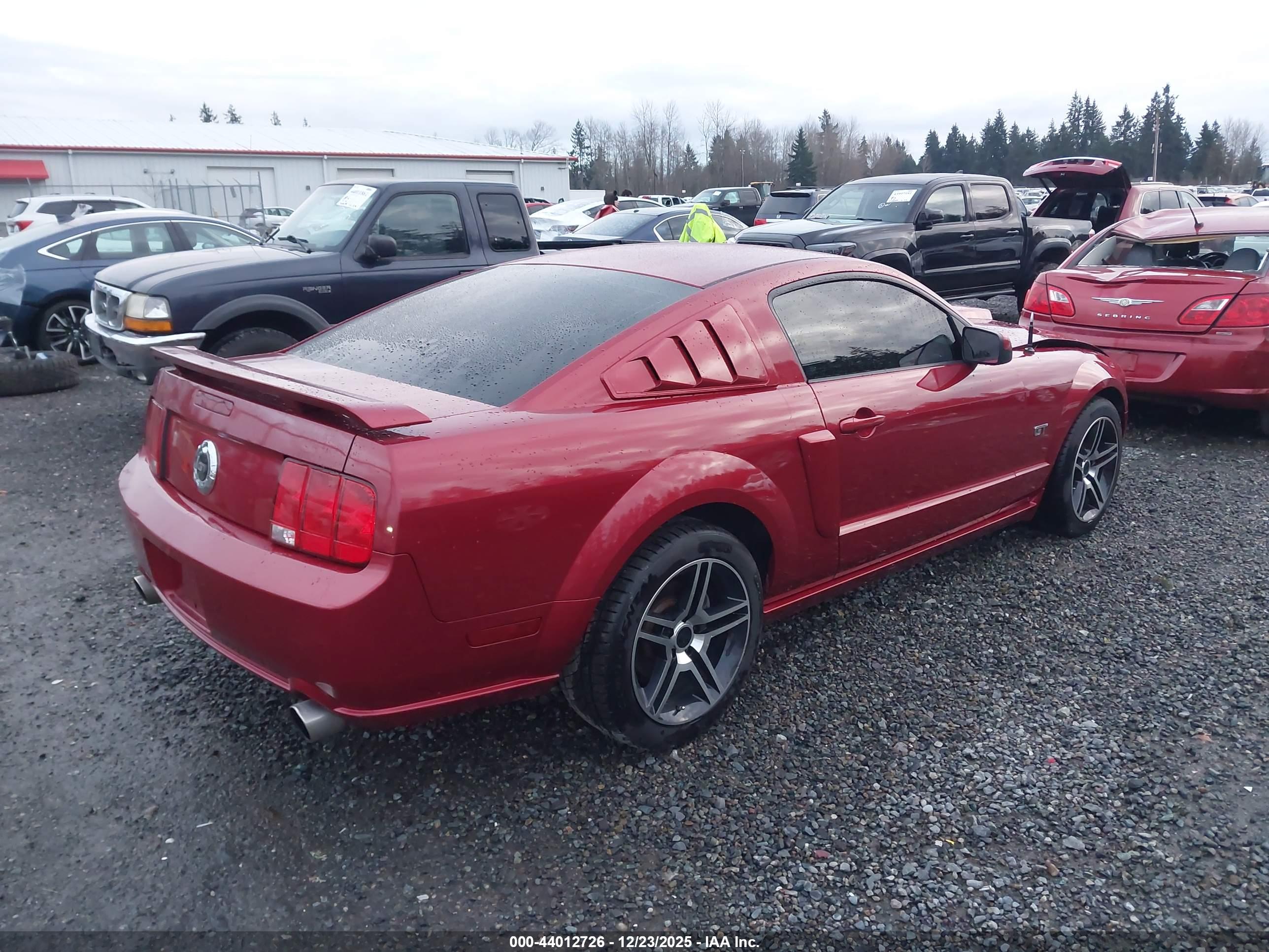 FORD MUSTANG image 4