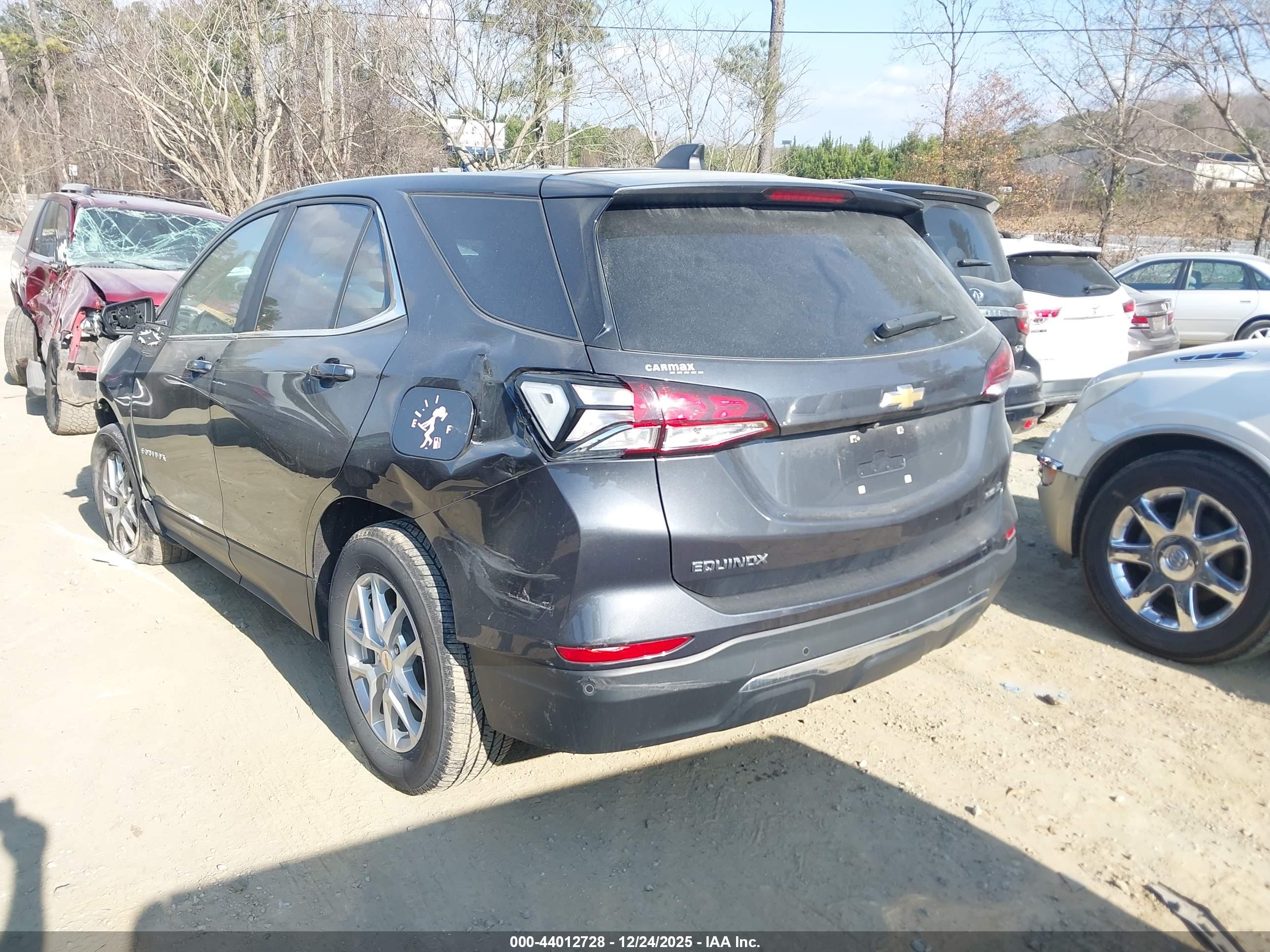 CHEVROLET EQUINOX image 3