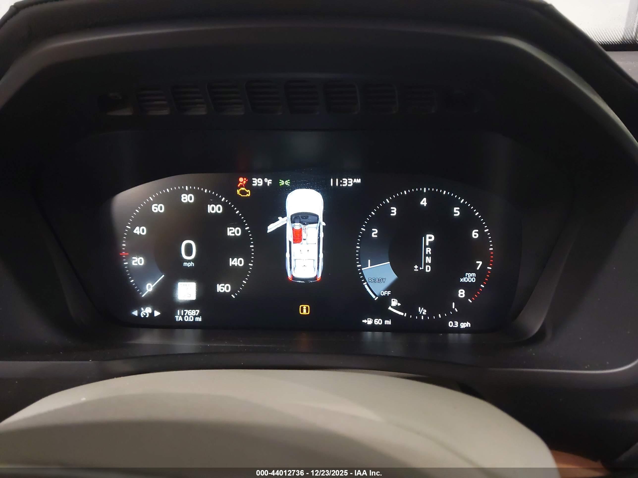VOLVO XC90 image 7
