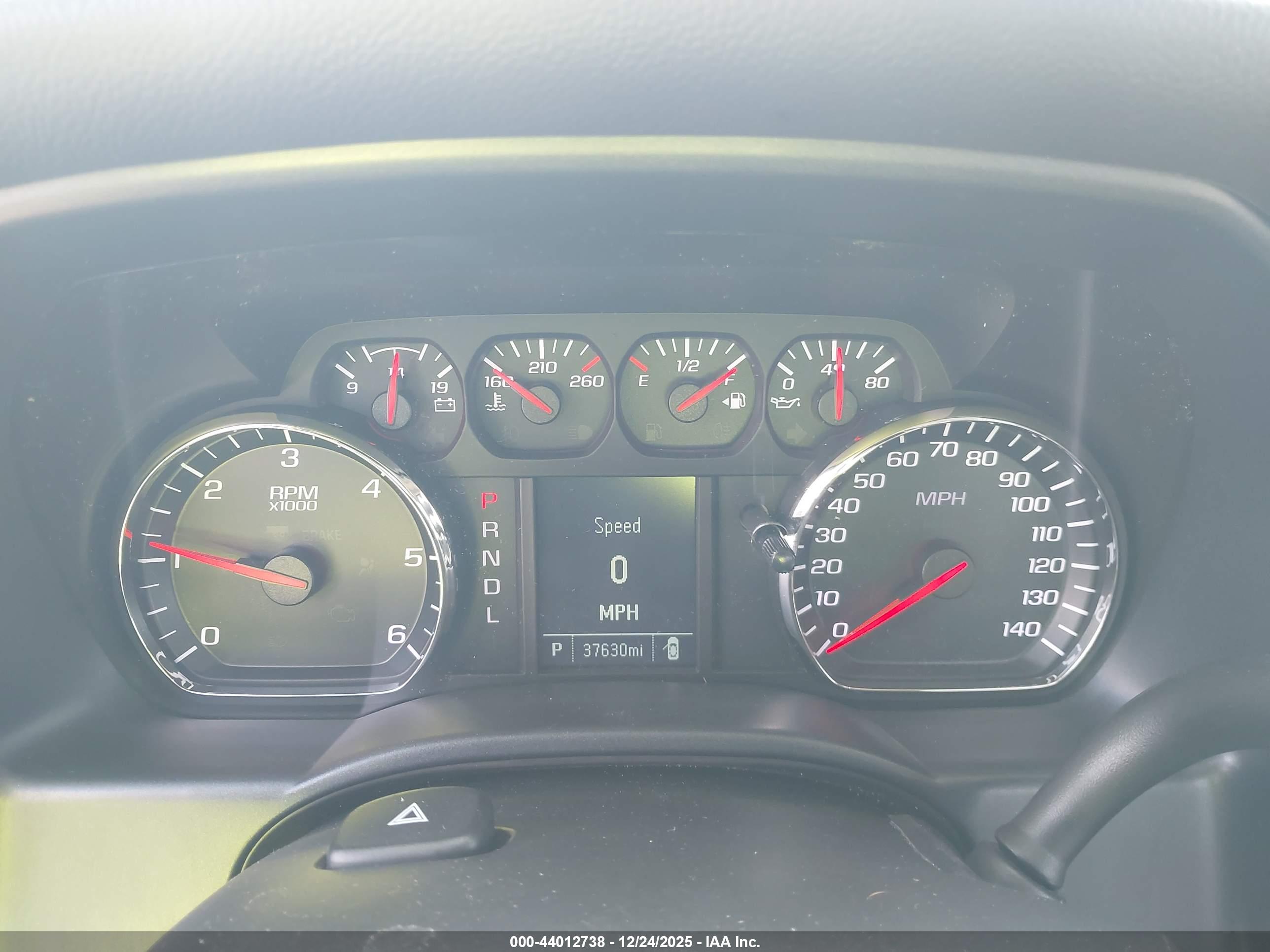 CHEVROLET SILVERADO image 7