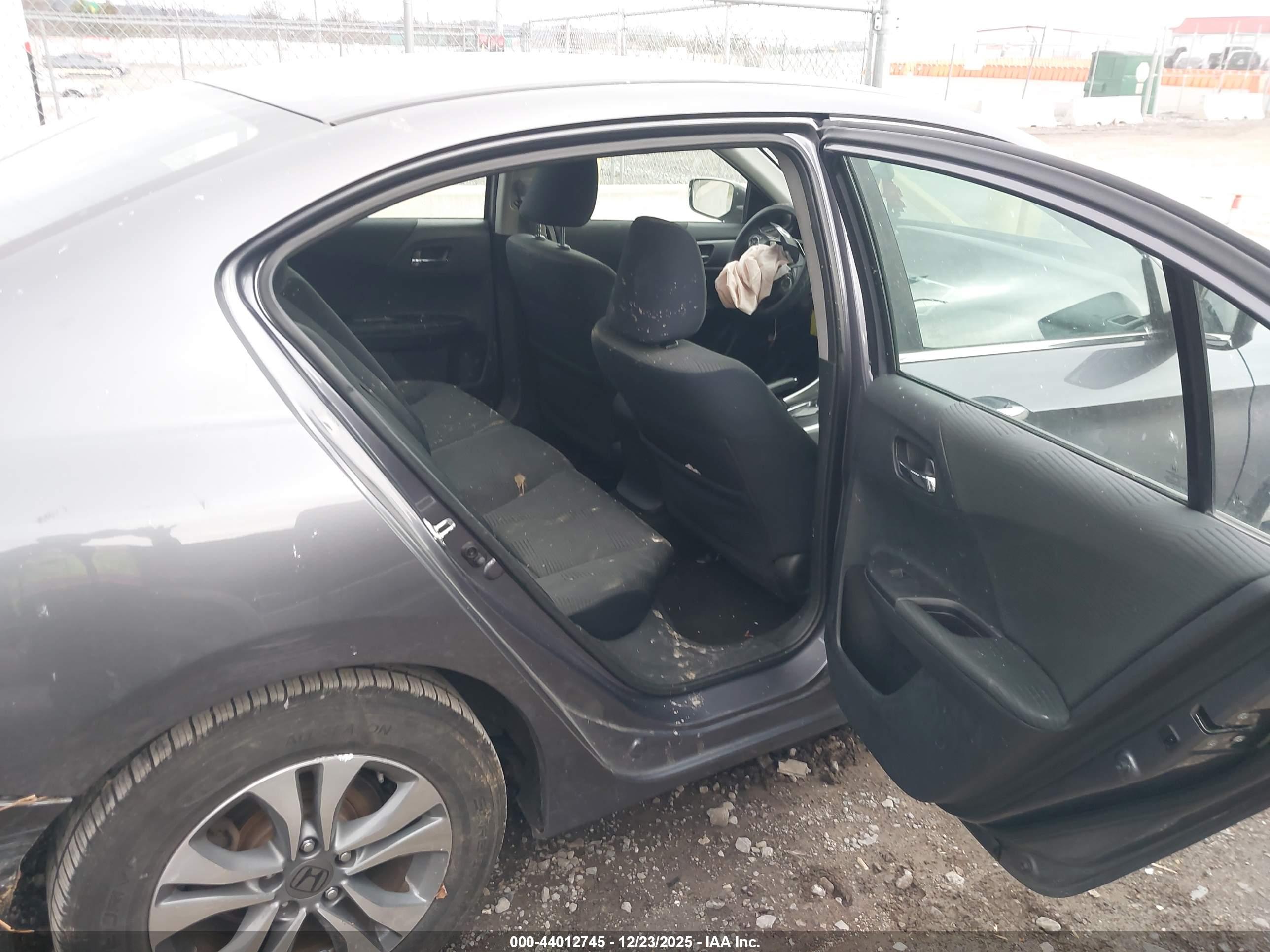 HONDA ACCORD image 8