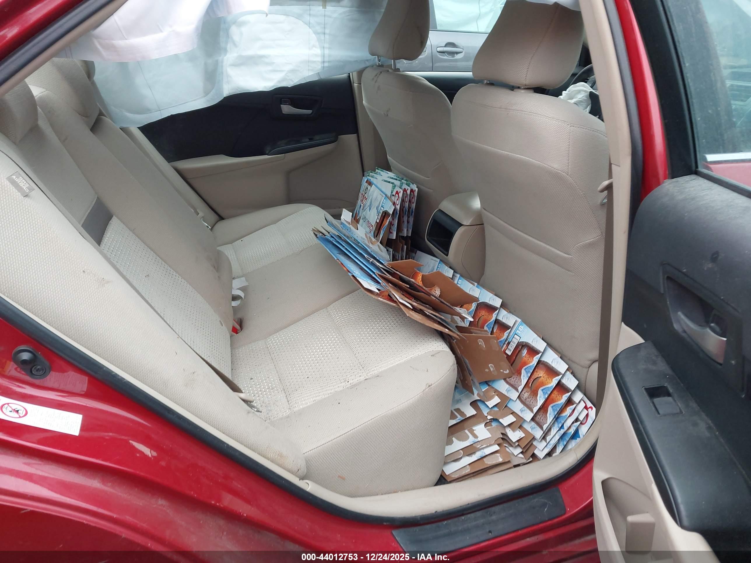 TOYOTA CAMRY image 8