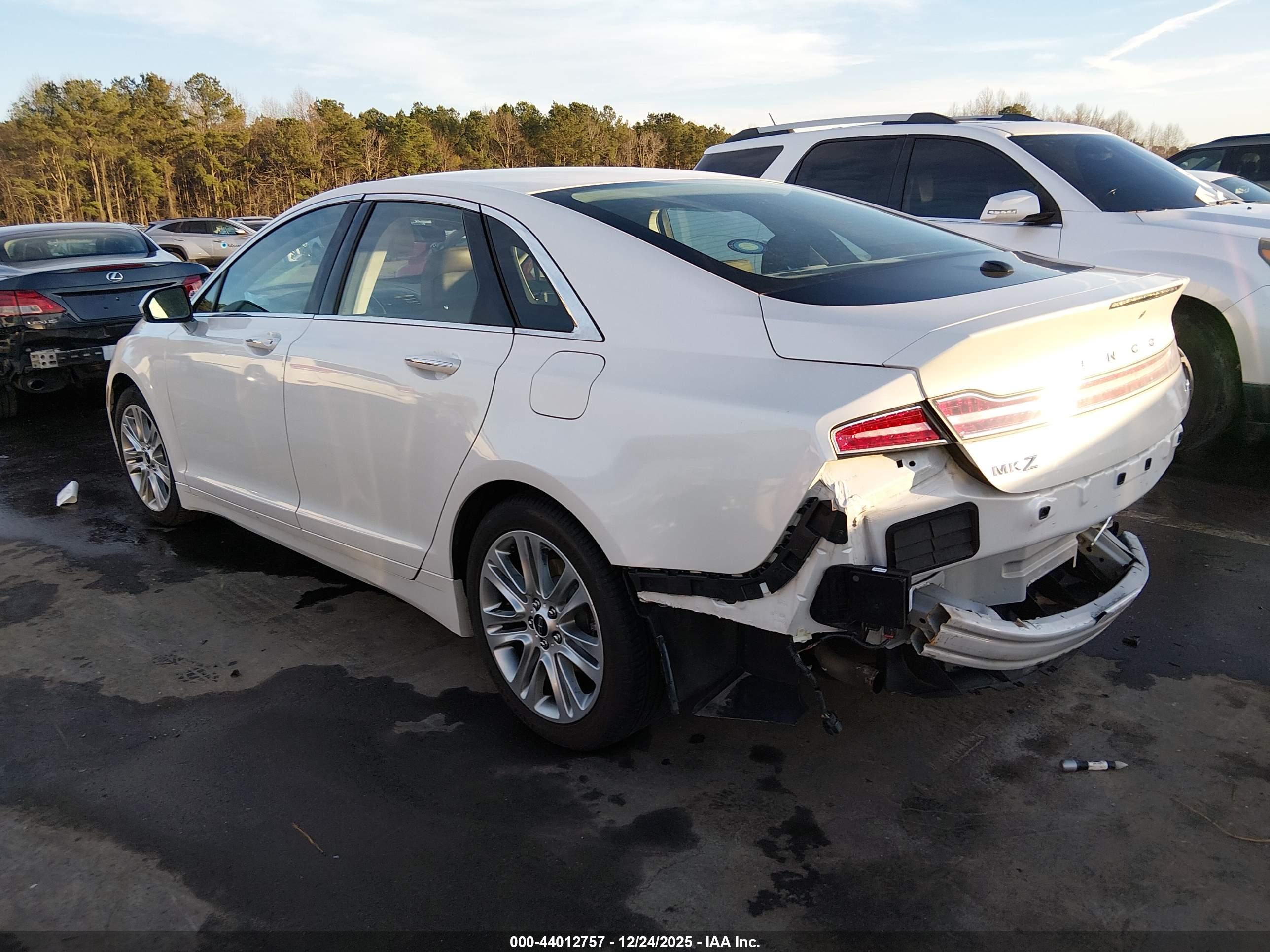 LINCOLN MKZ image 3