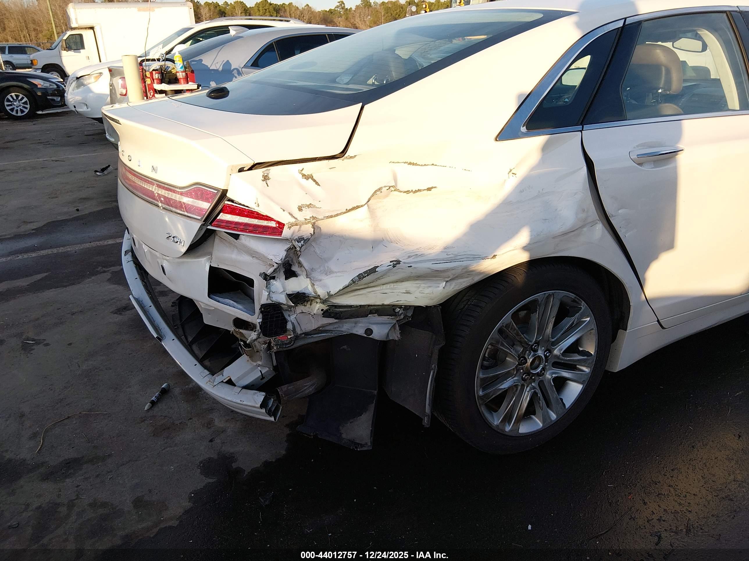 LINCOLN MKZ image 6