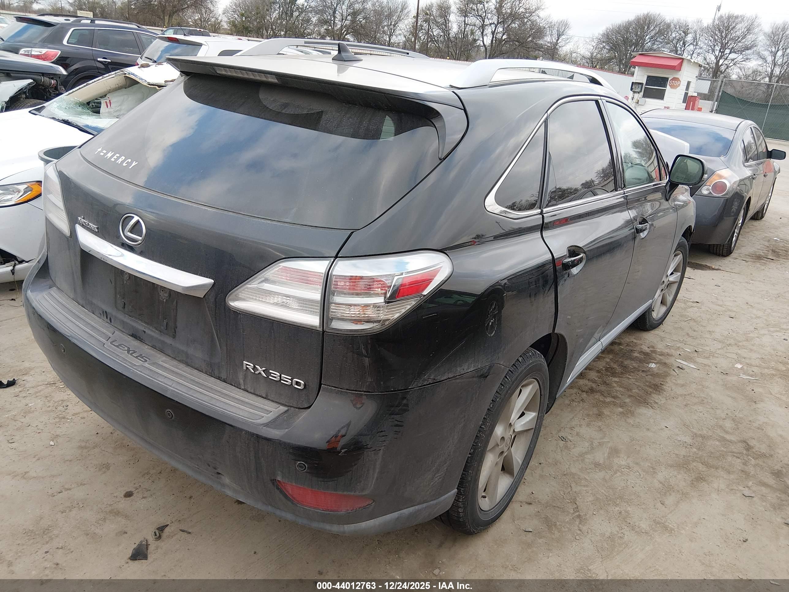 LEXUS RX image 4
