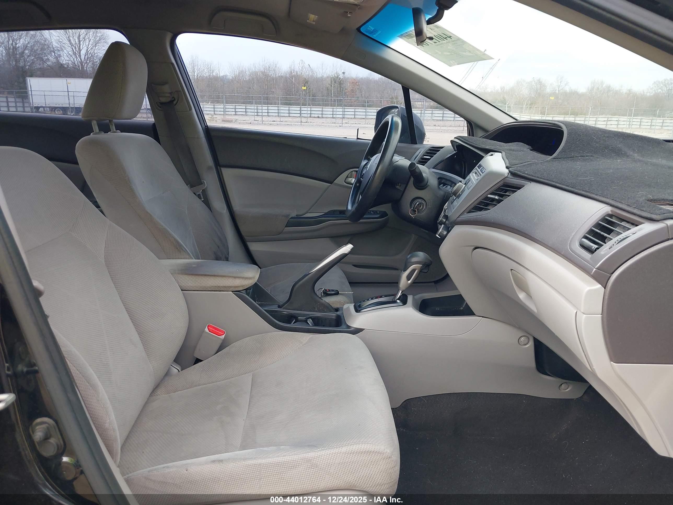 HONDA CIVIC image 5