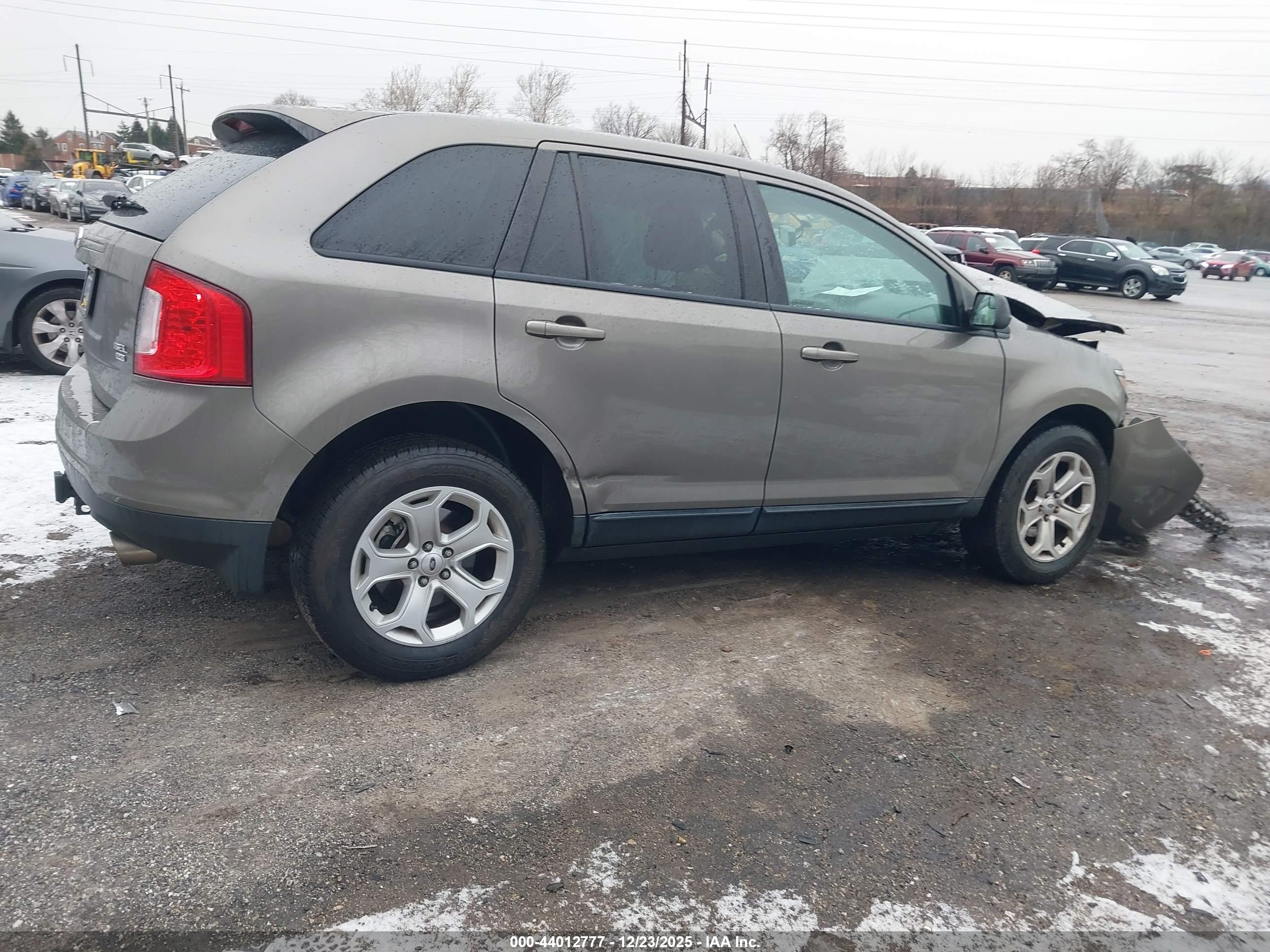 FORD EDGE image 4