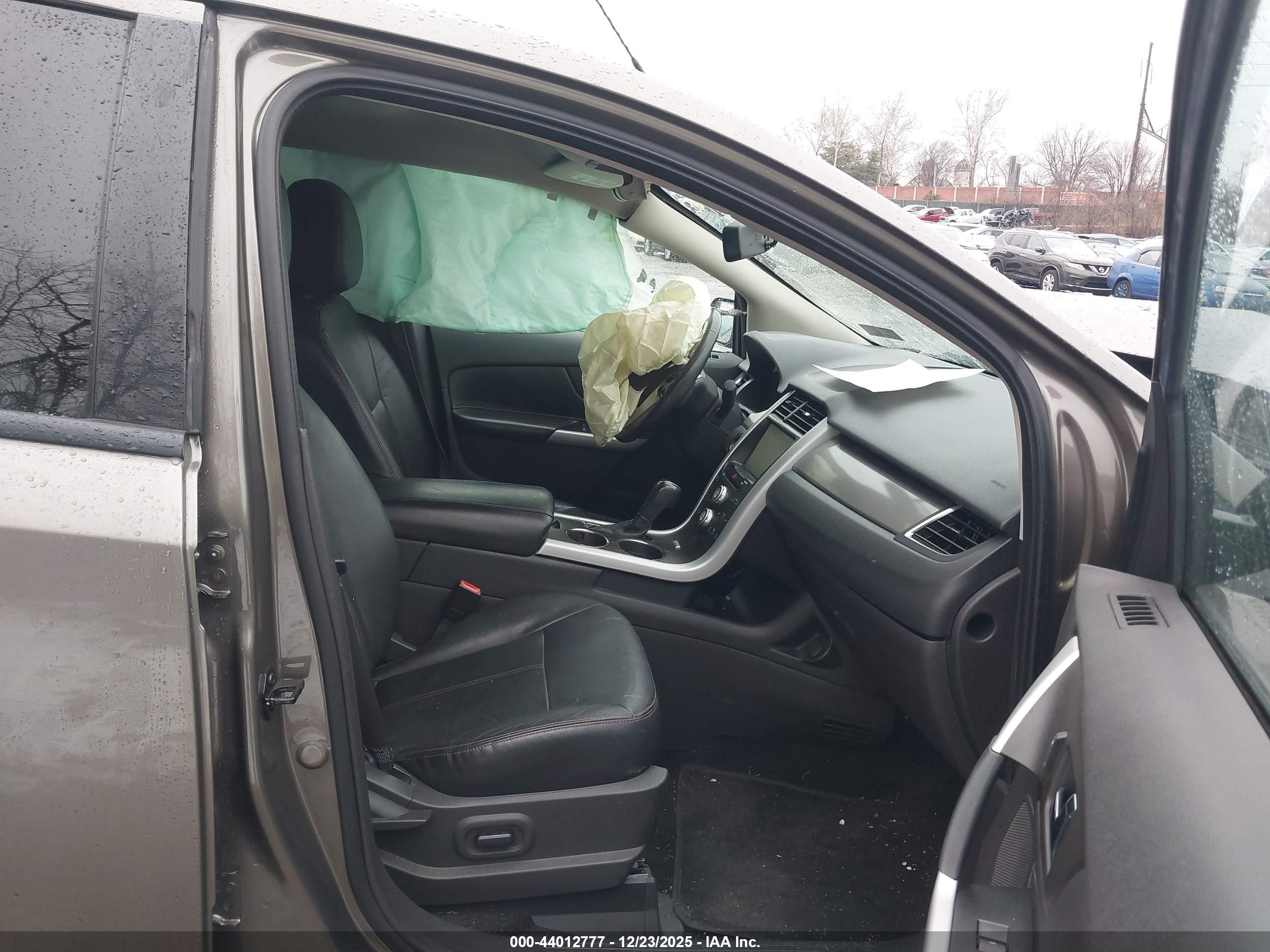 FORD EDGE image 5