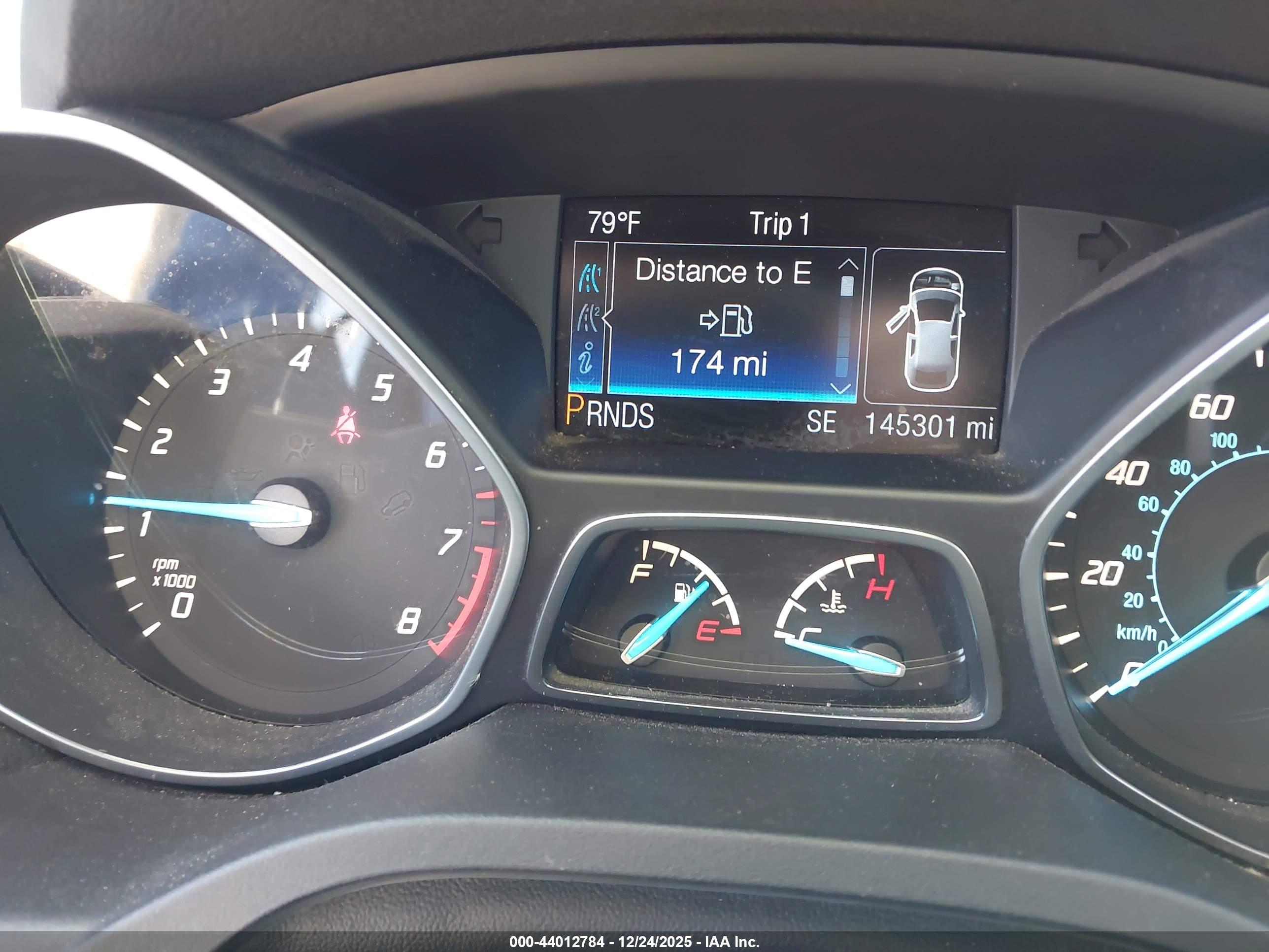 FORD ESCAPE image 7