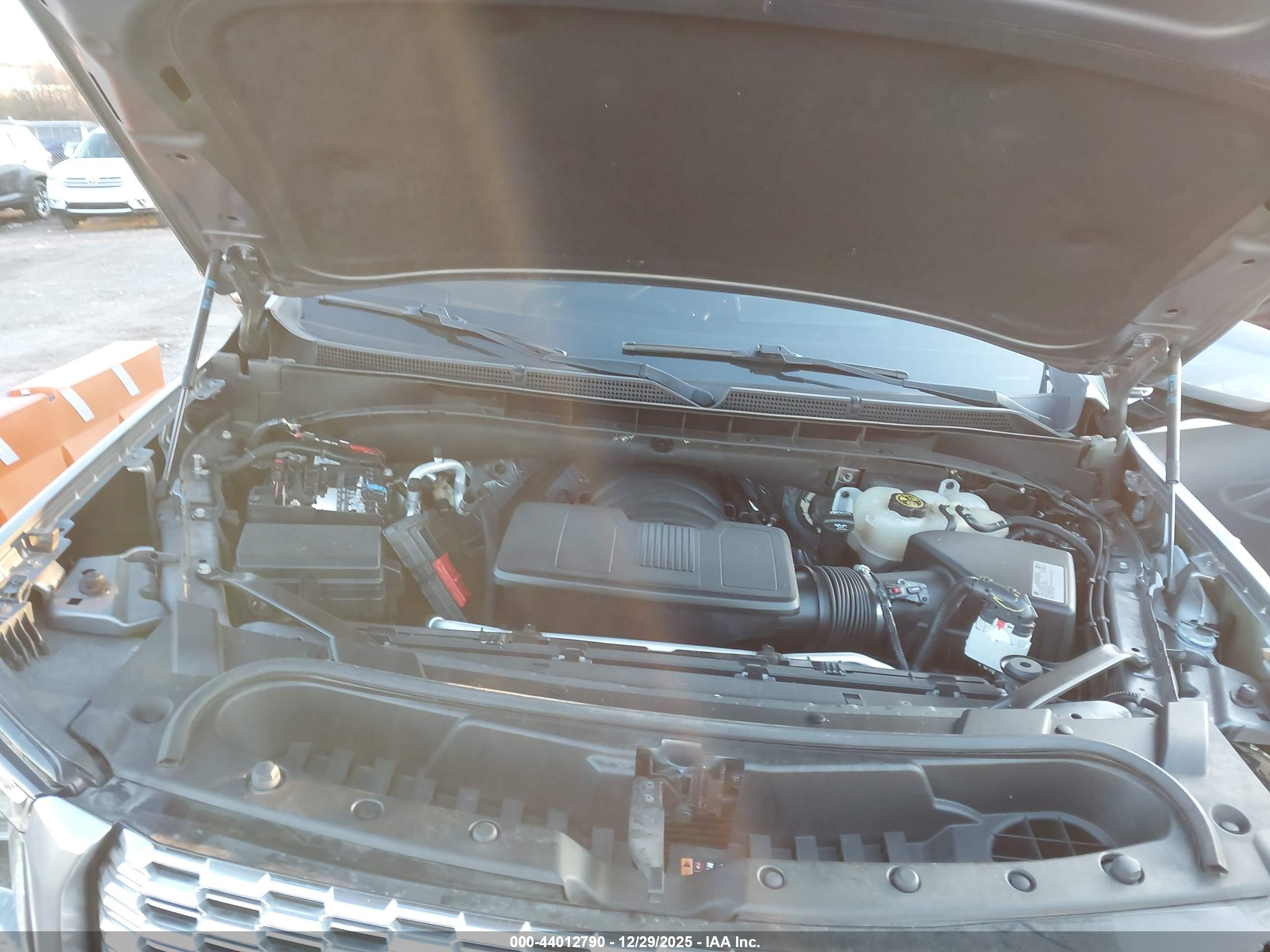 GMC YUKON image 10