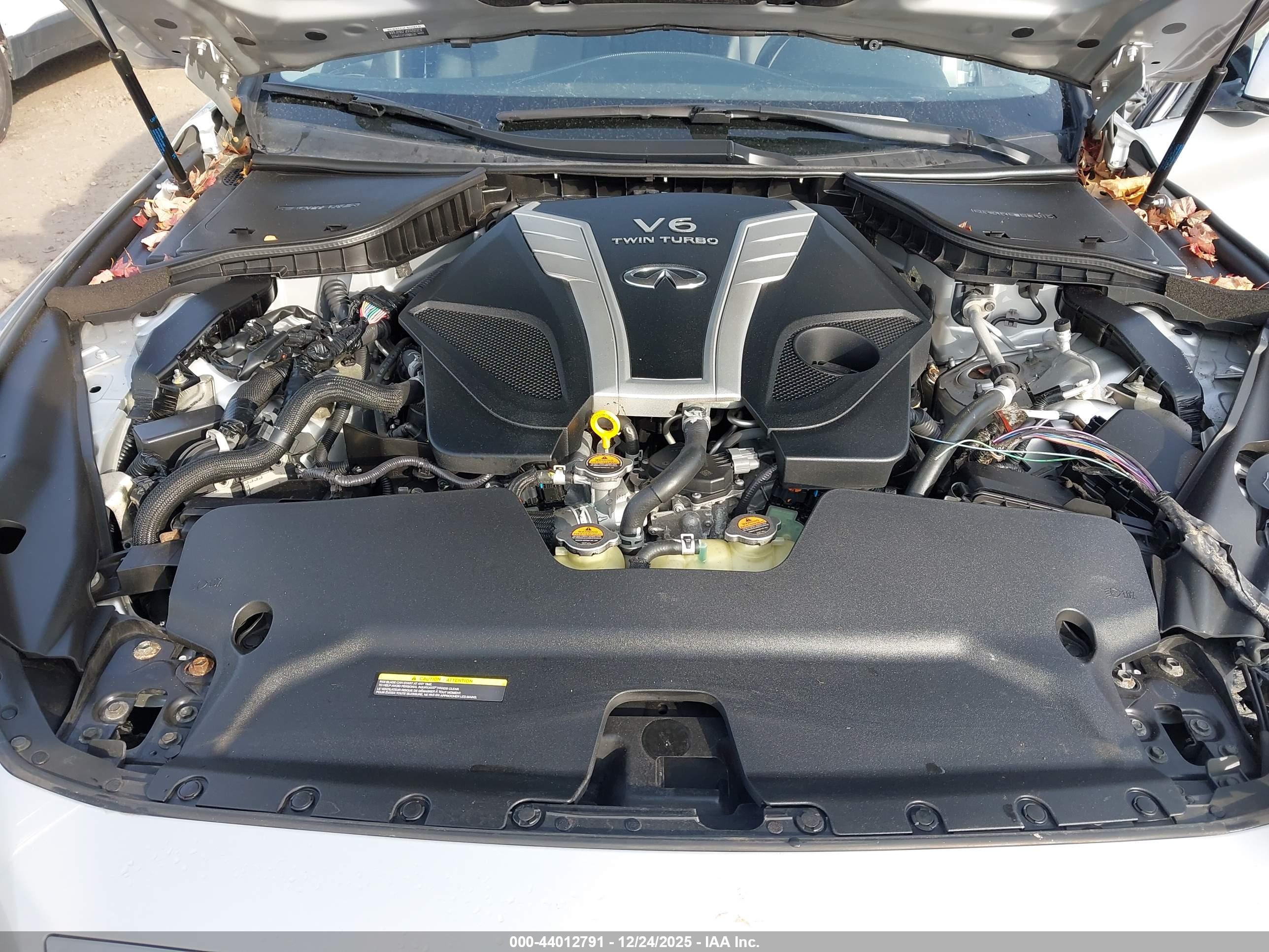 INFINITI Q50 image 10