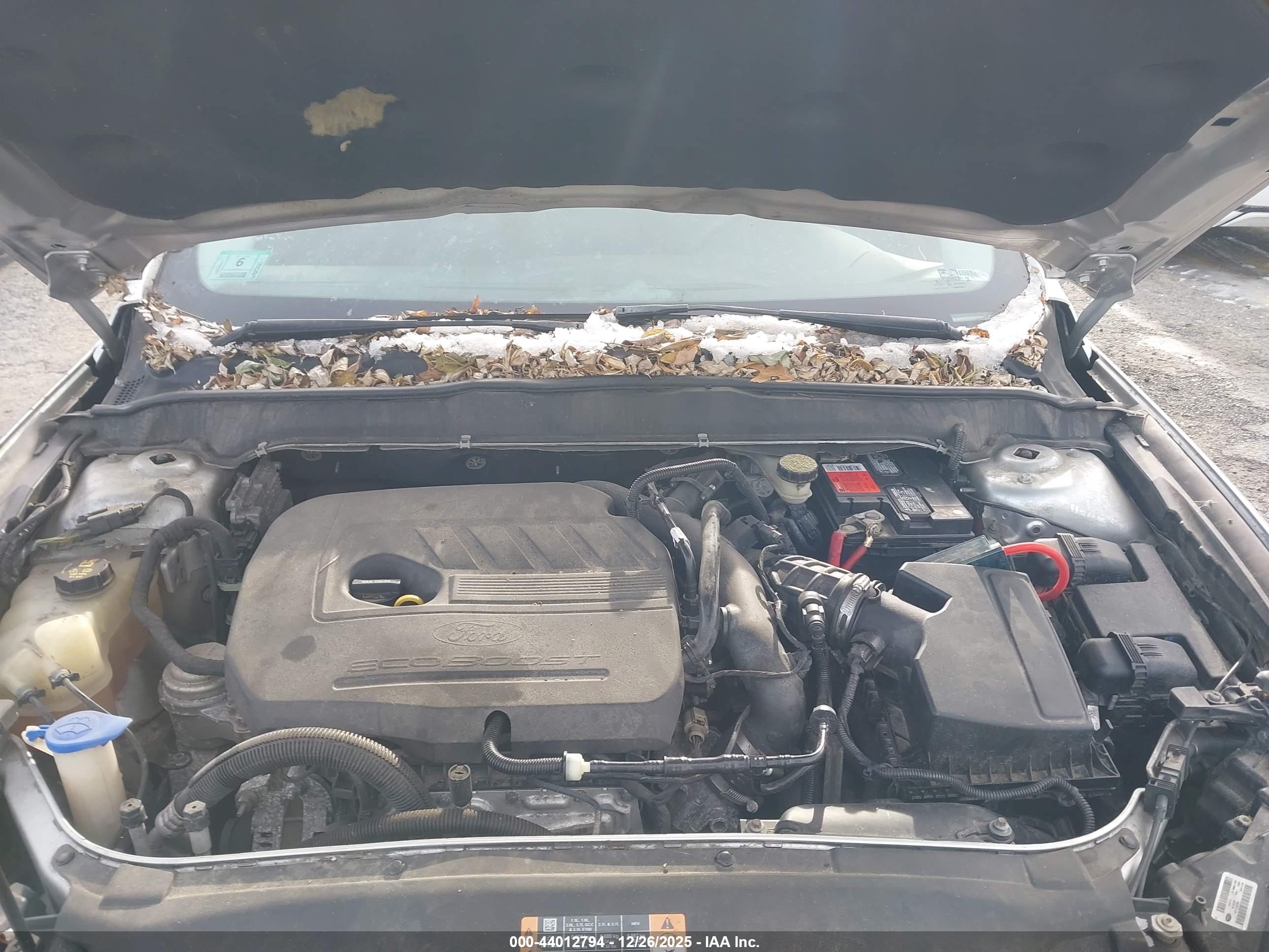 FORD FUSION image 10