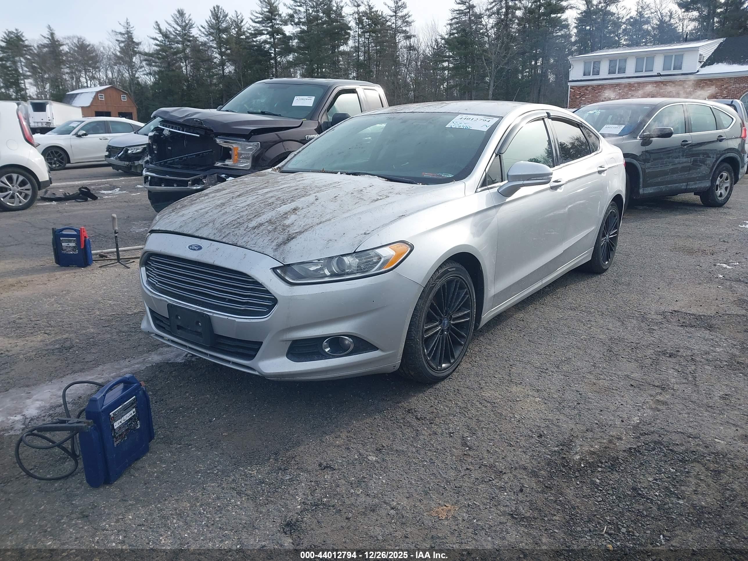FORD FUSION image 2