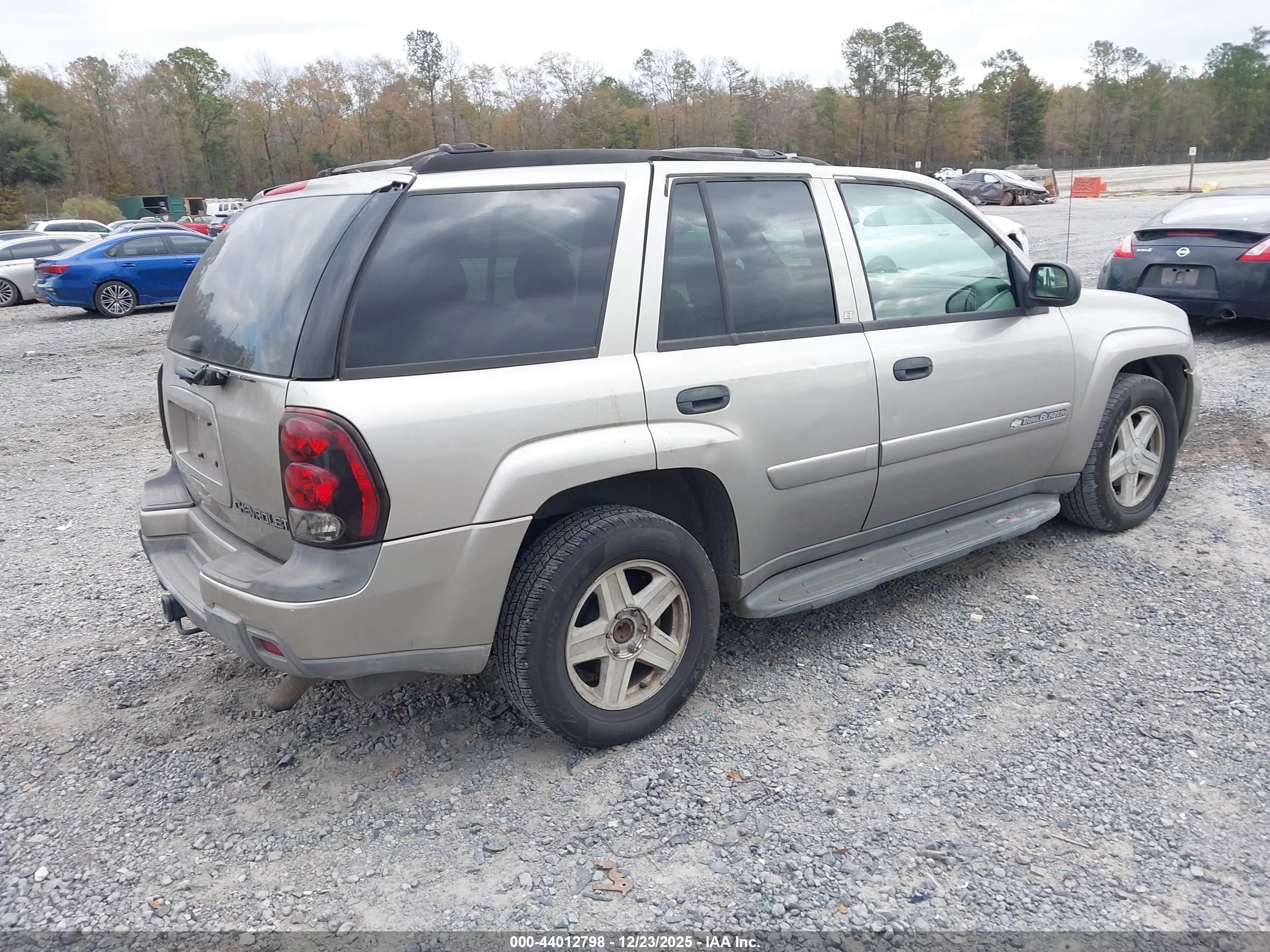 CHEVROLET TRAILBLAZER image 4