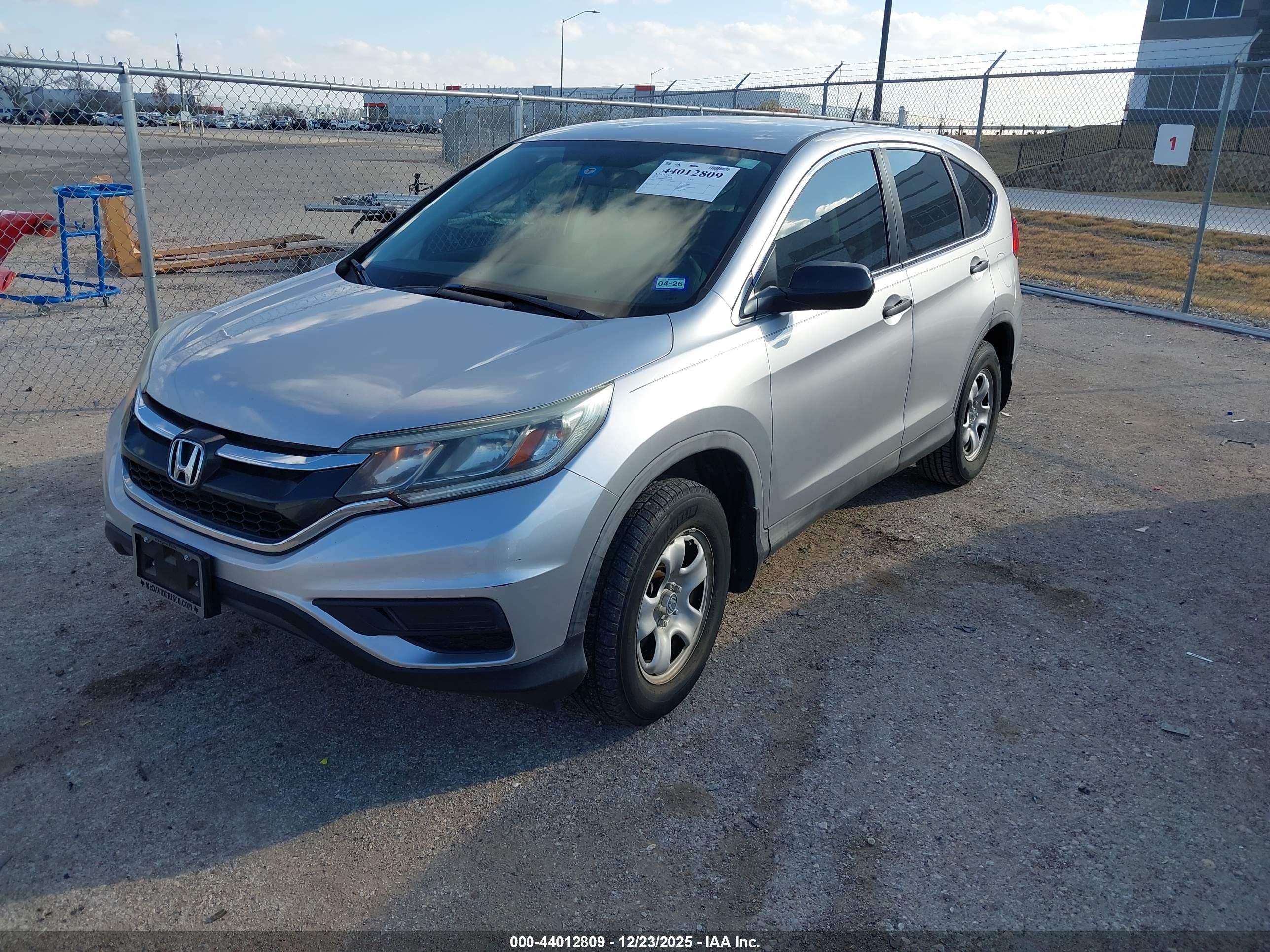 HONDA CR-V image 2