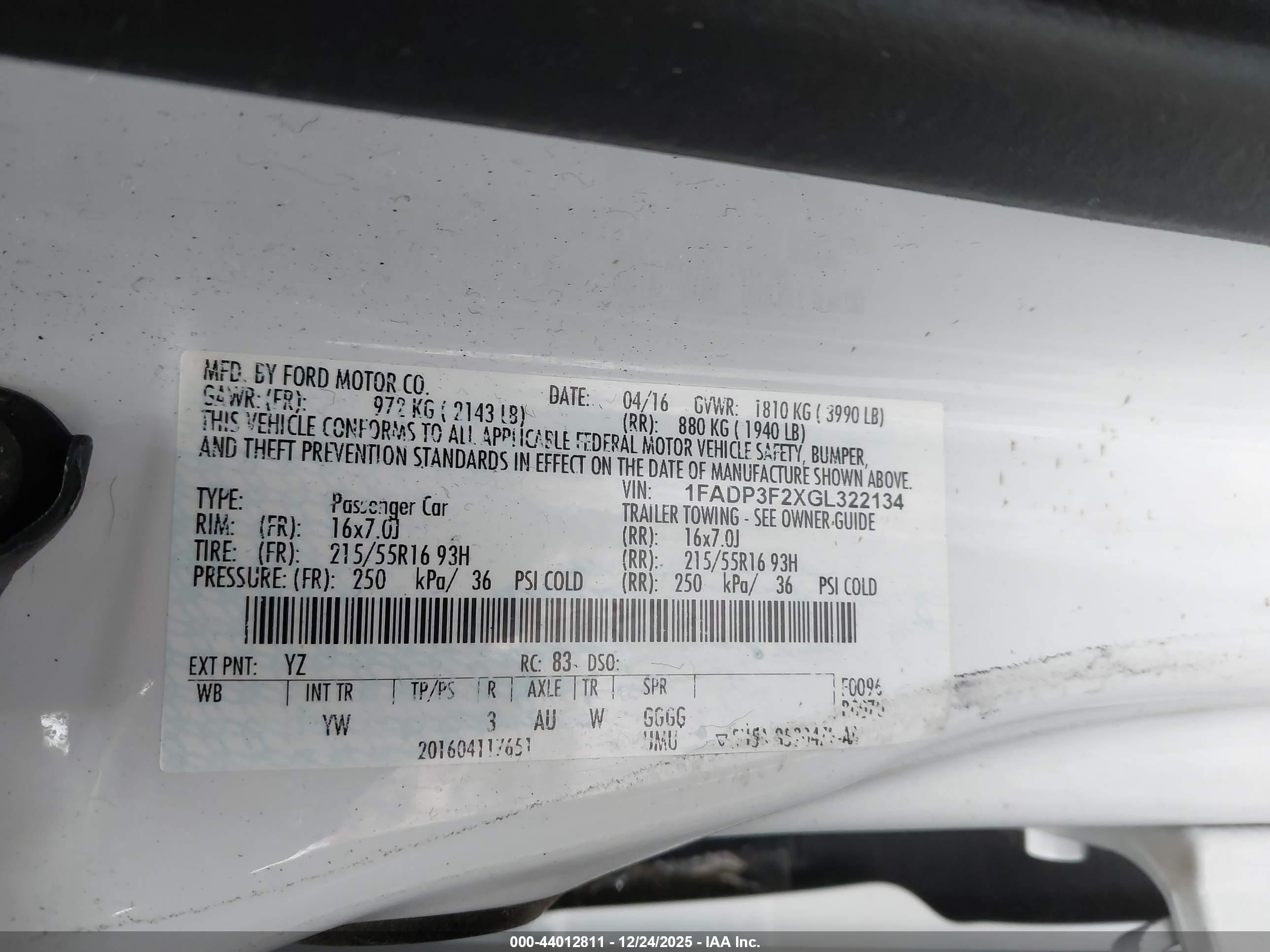 FORD FOCUS image 9