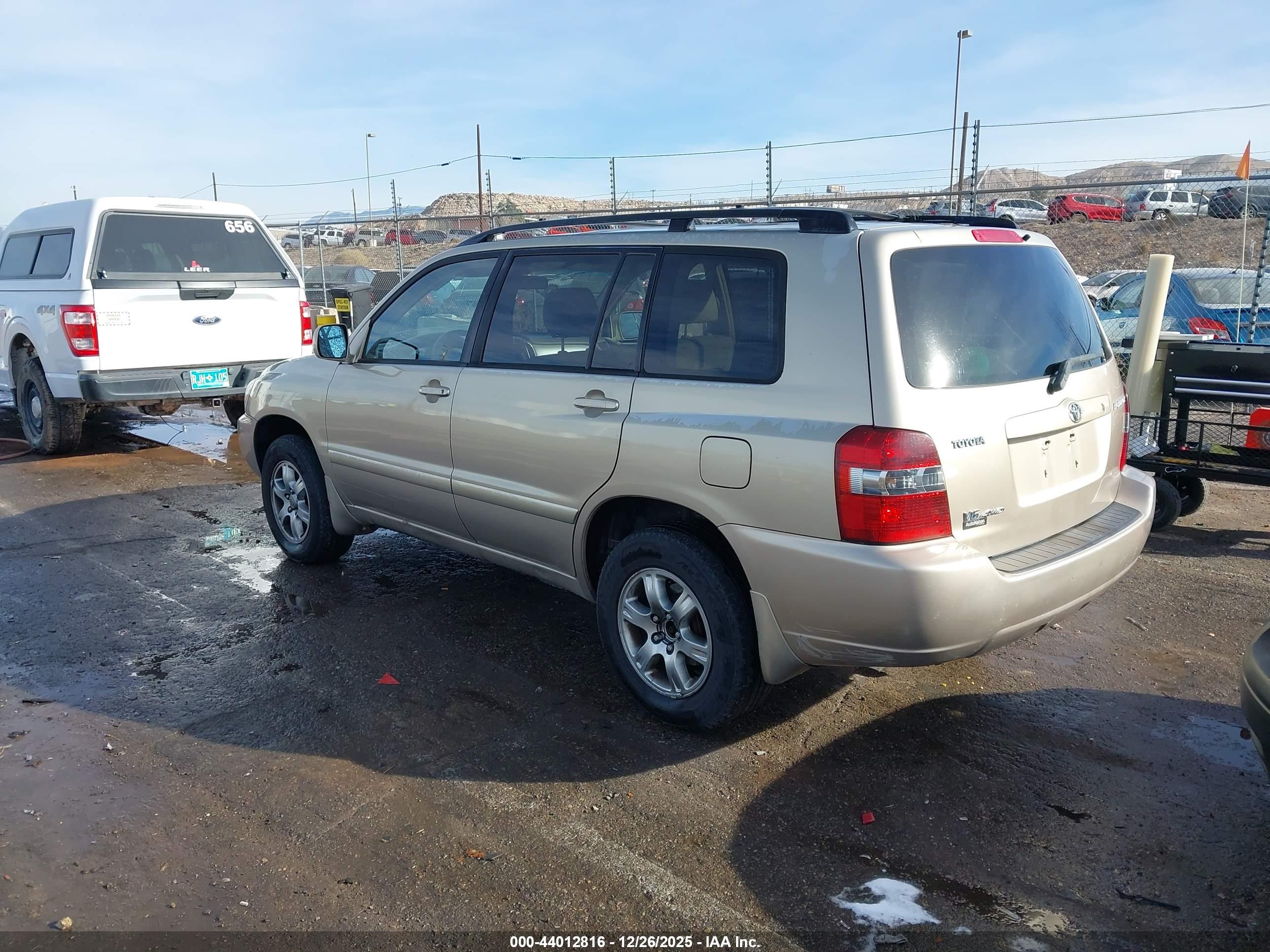 TOYOTA HIGHLANDER image 3