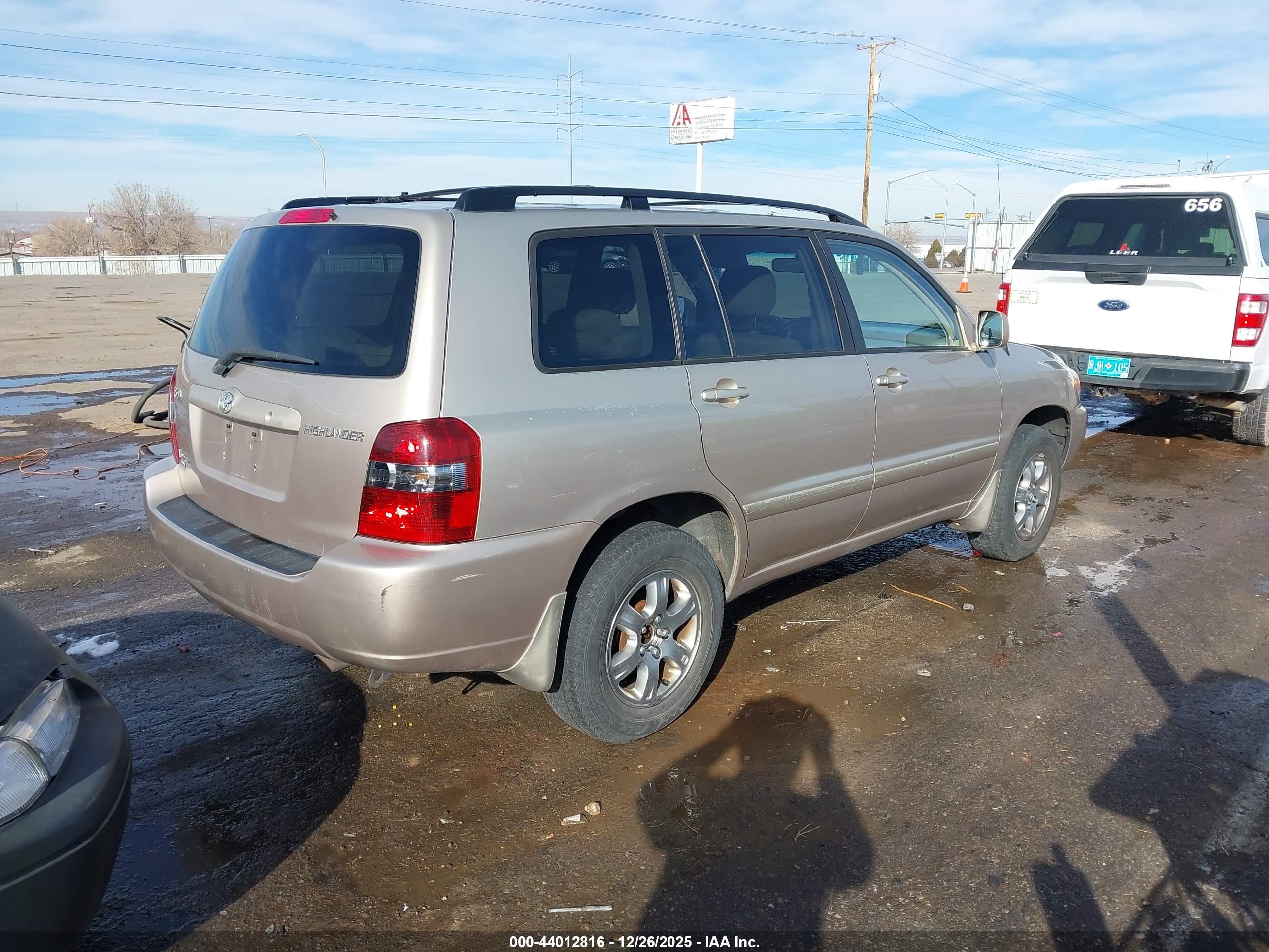 TOYOTA HIGHLANDER image 4