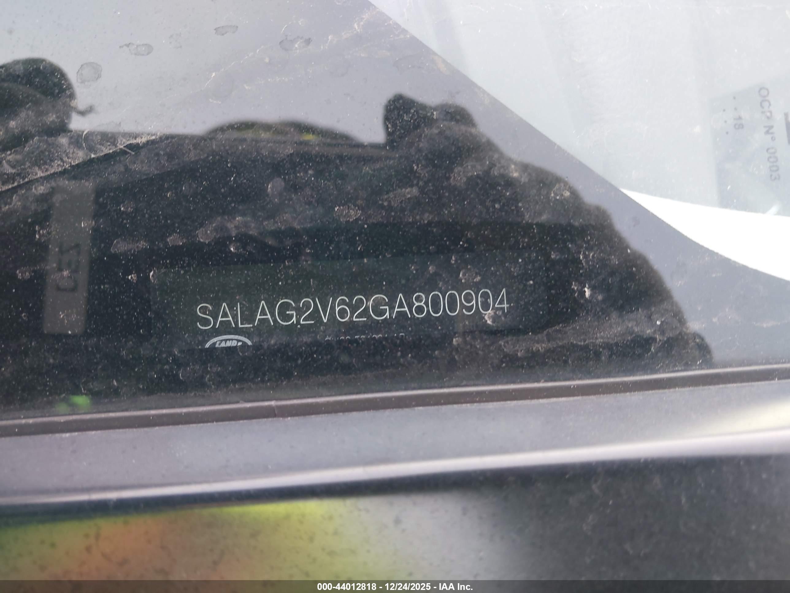 LAND ROVER image 9