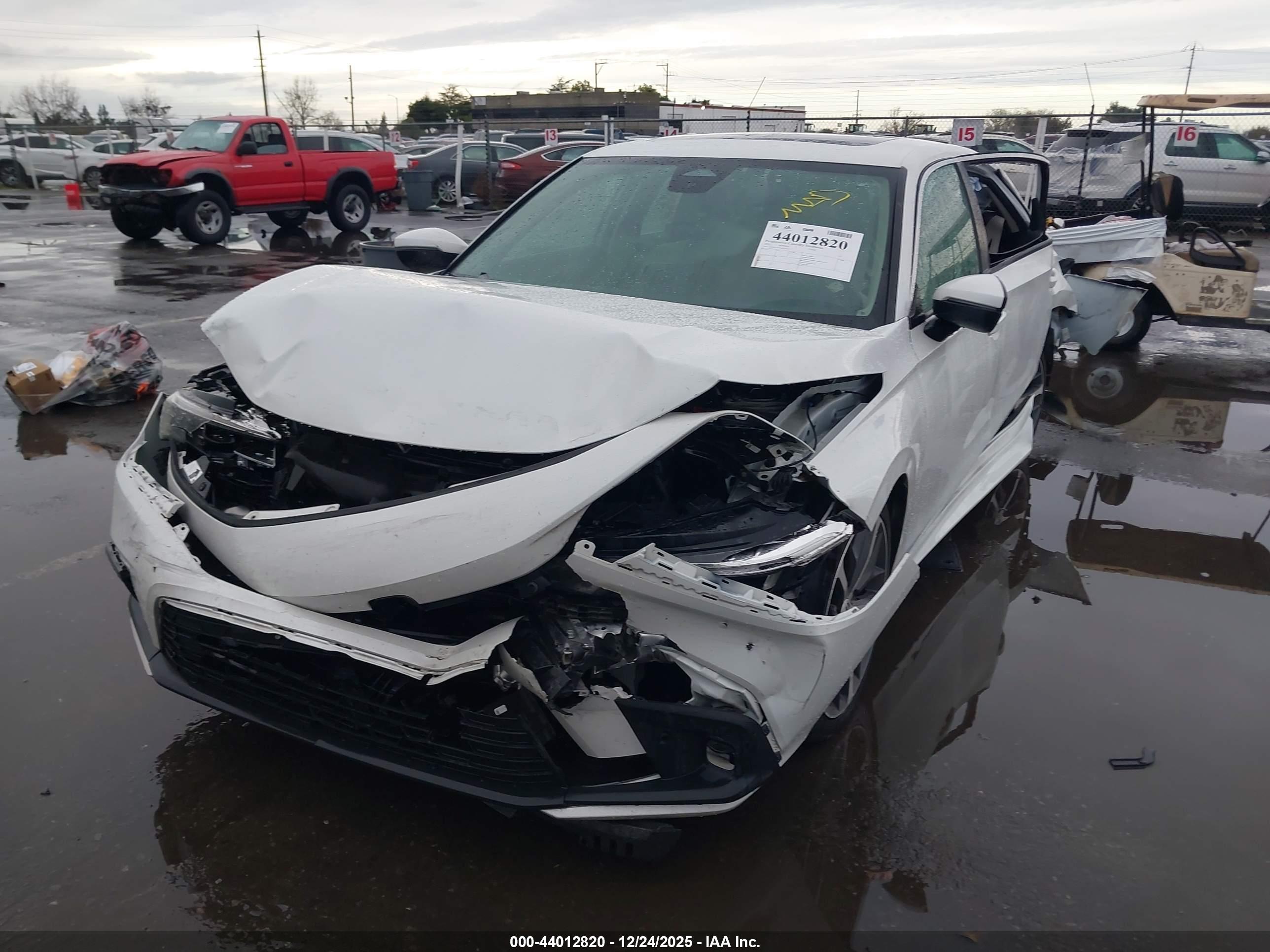 HONDA CIVIC image 2
