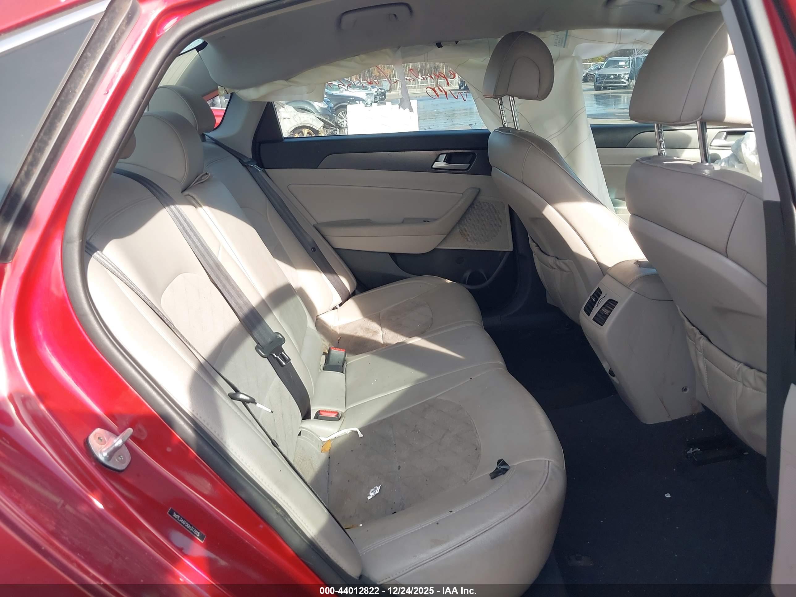 HYUNDAI SONATA image 8