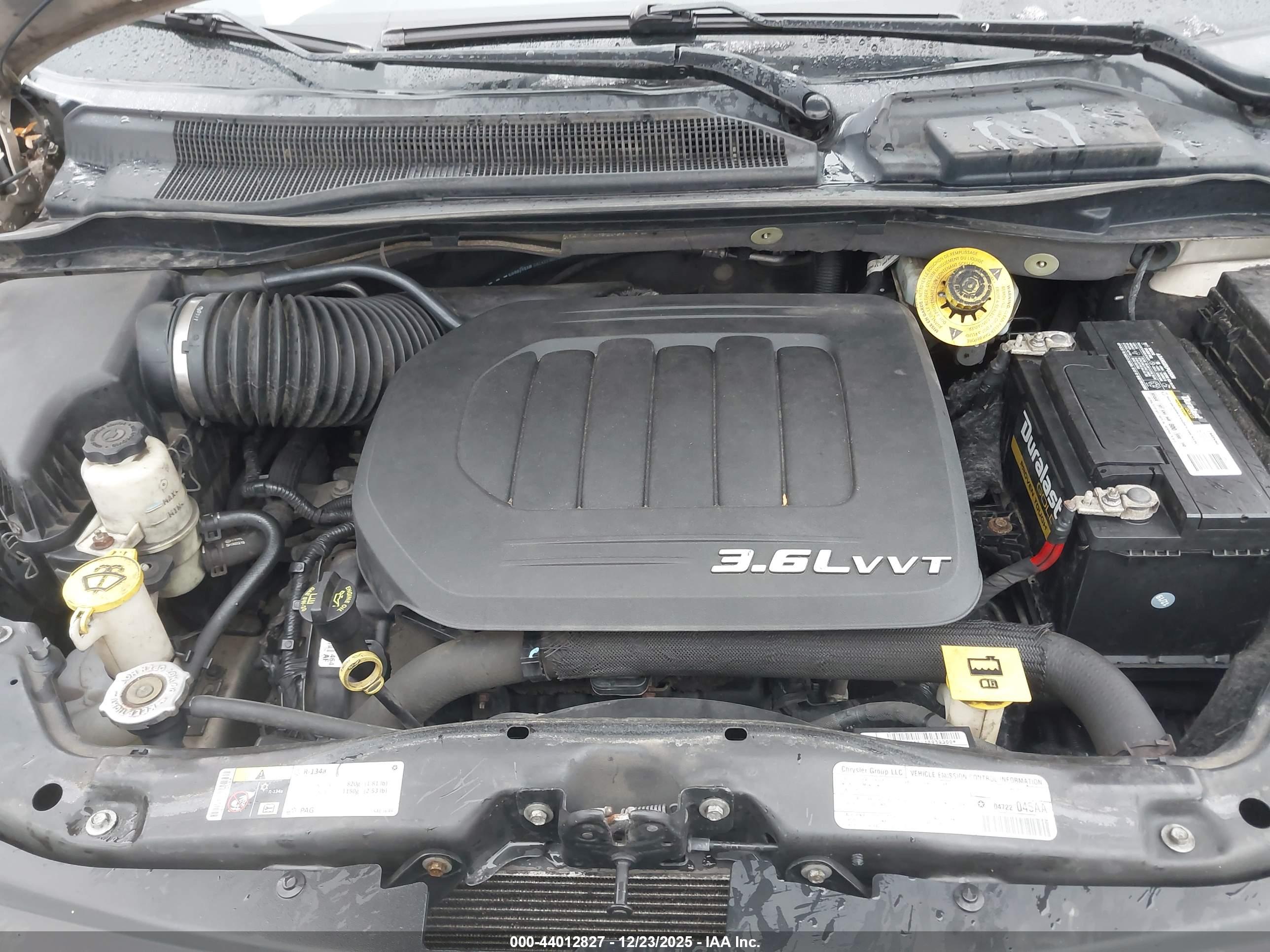 CHRYSLER TOWN image 10