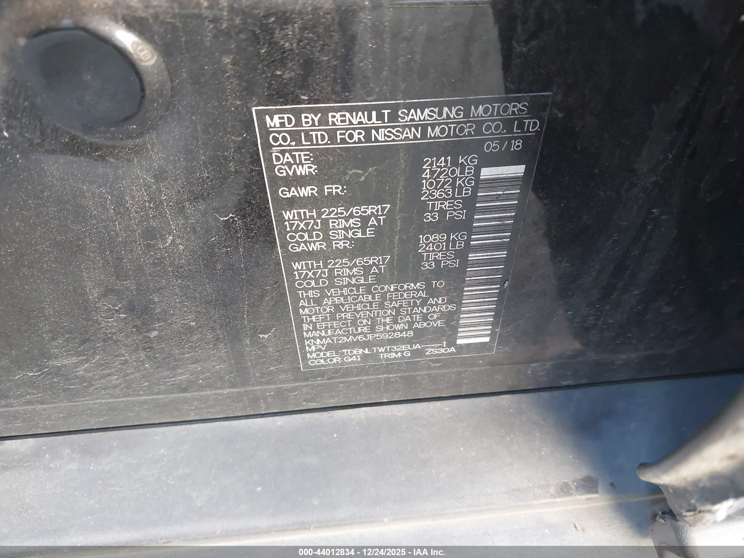 NISSAN ROGUE image 9