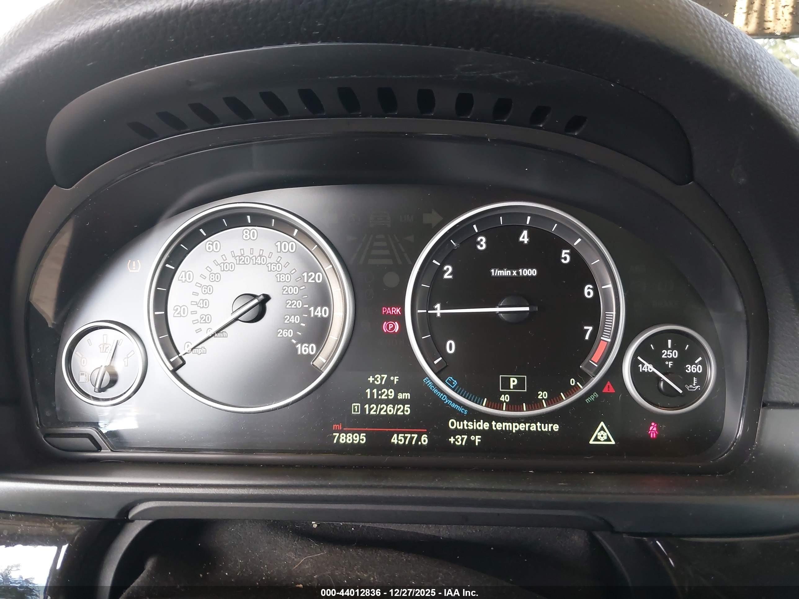 BMW 528I image 7