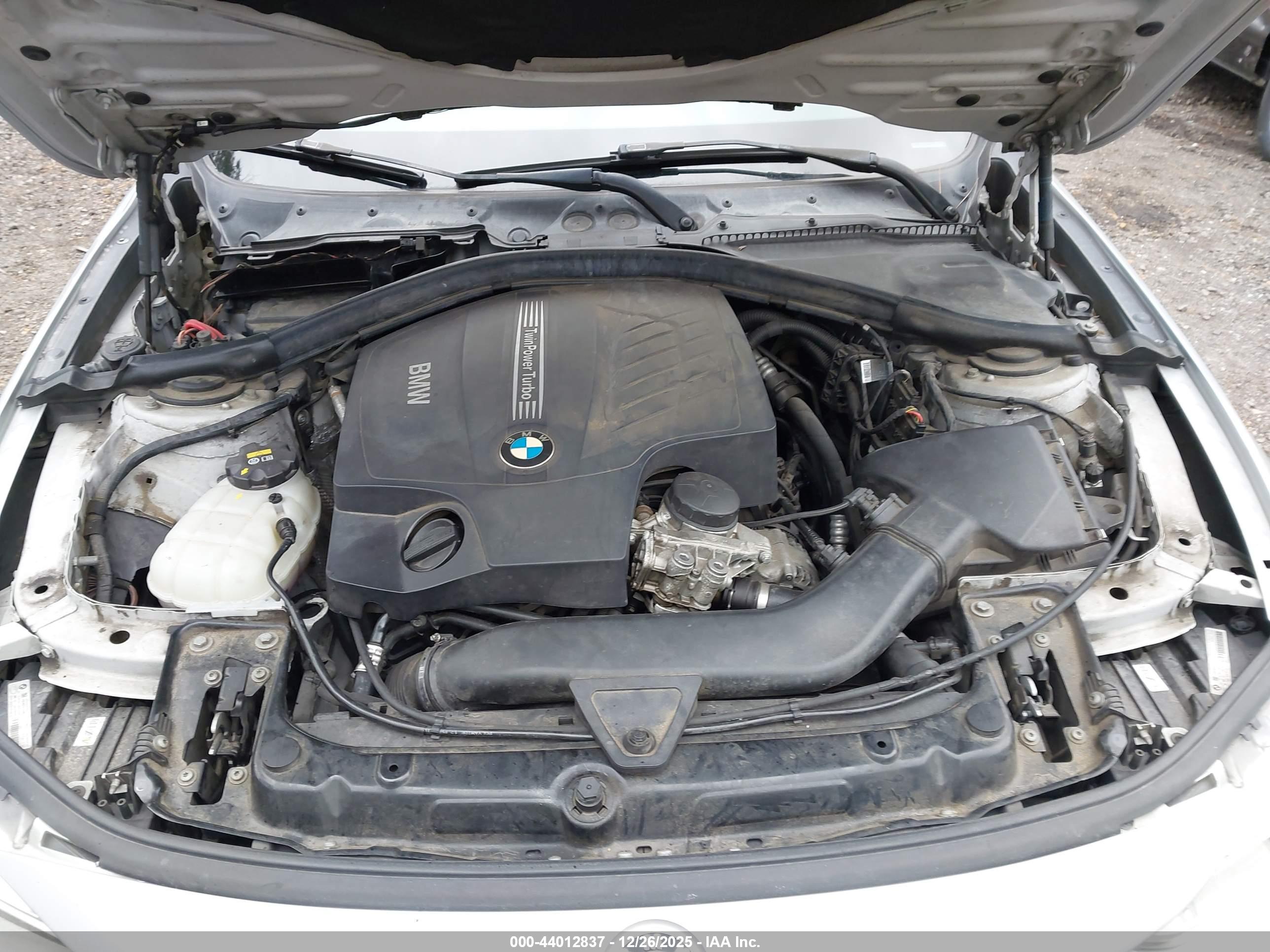 BMW 335I image 10
