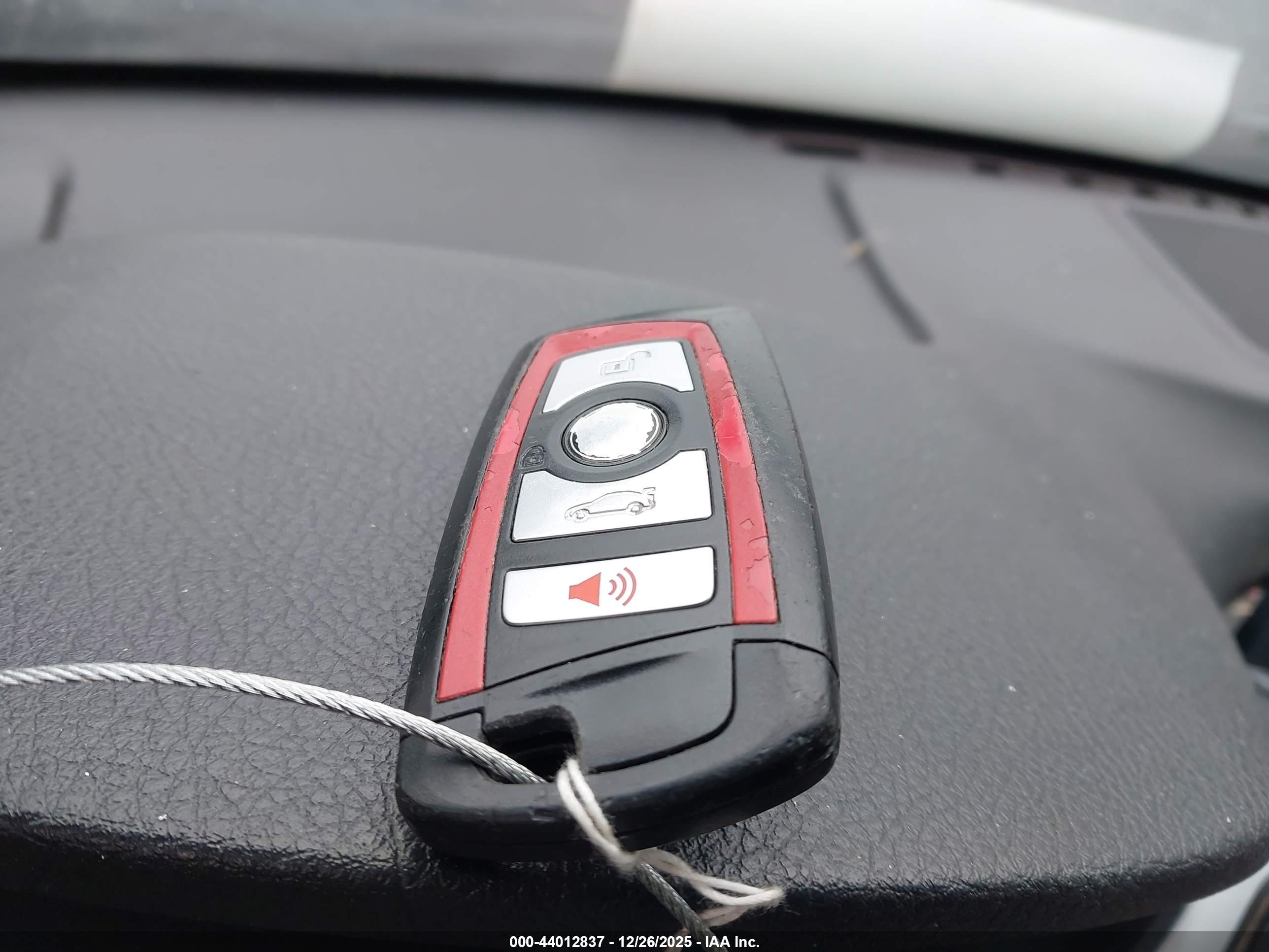 BMW 335I image 11