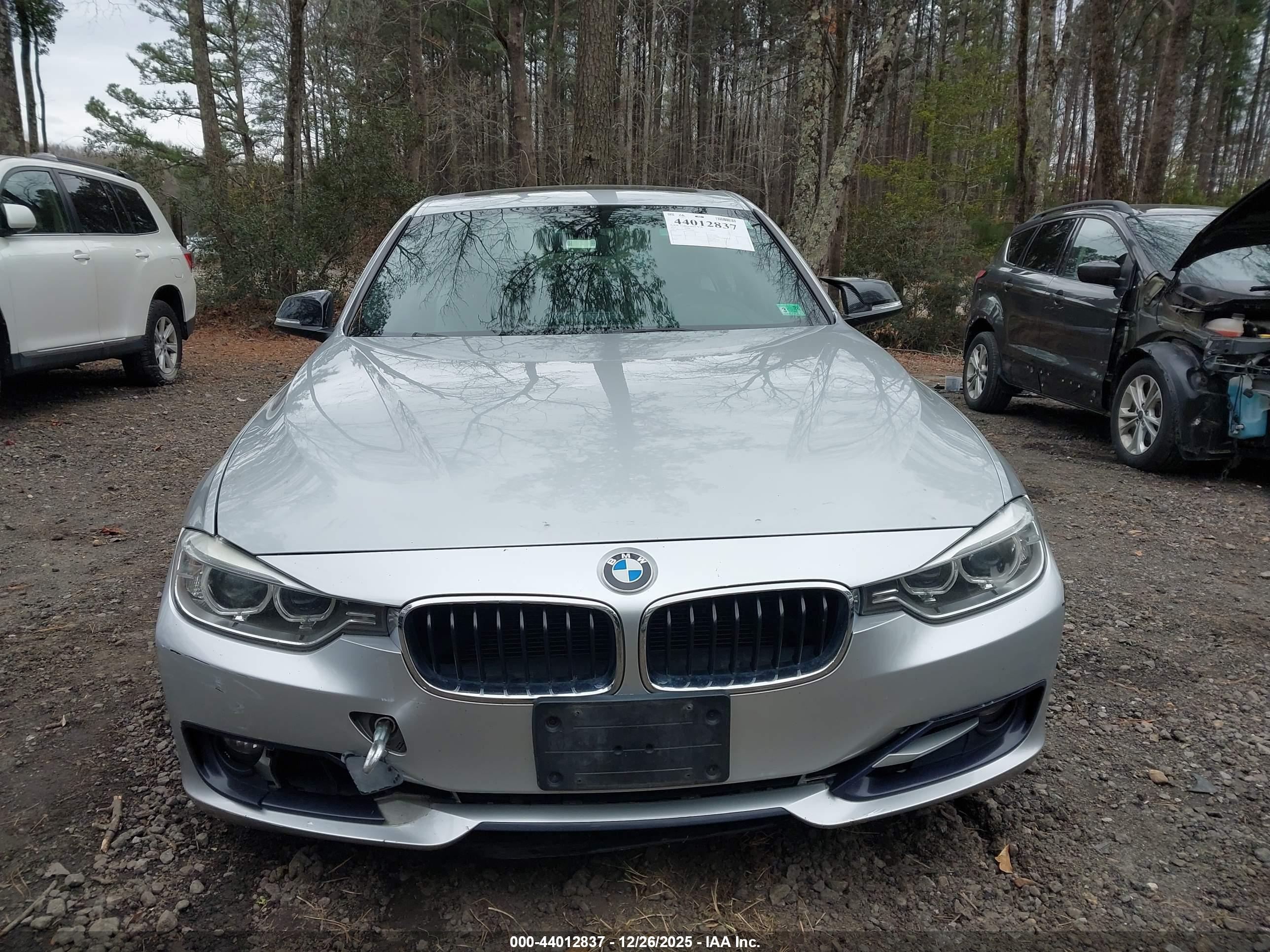 BMW 335I image 6