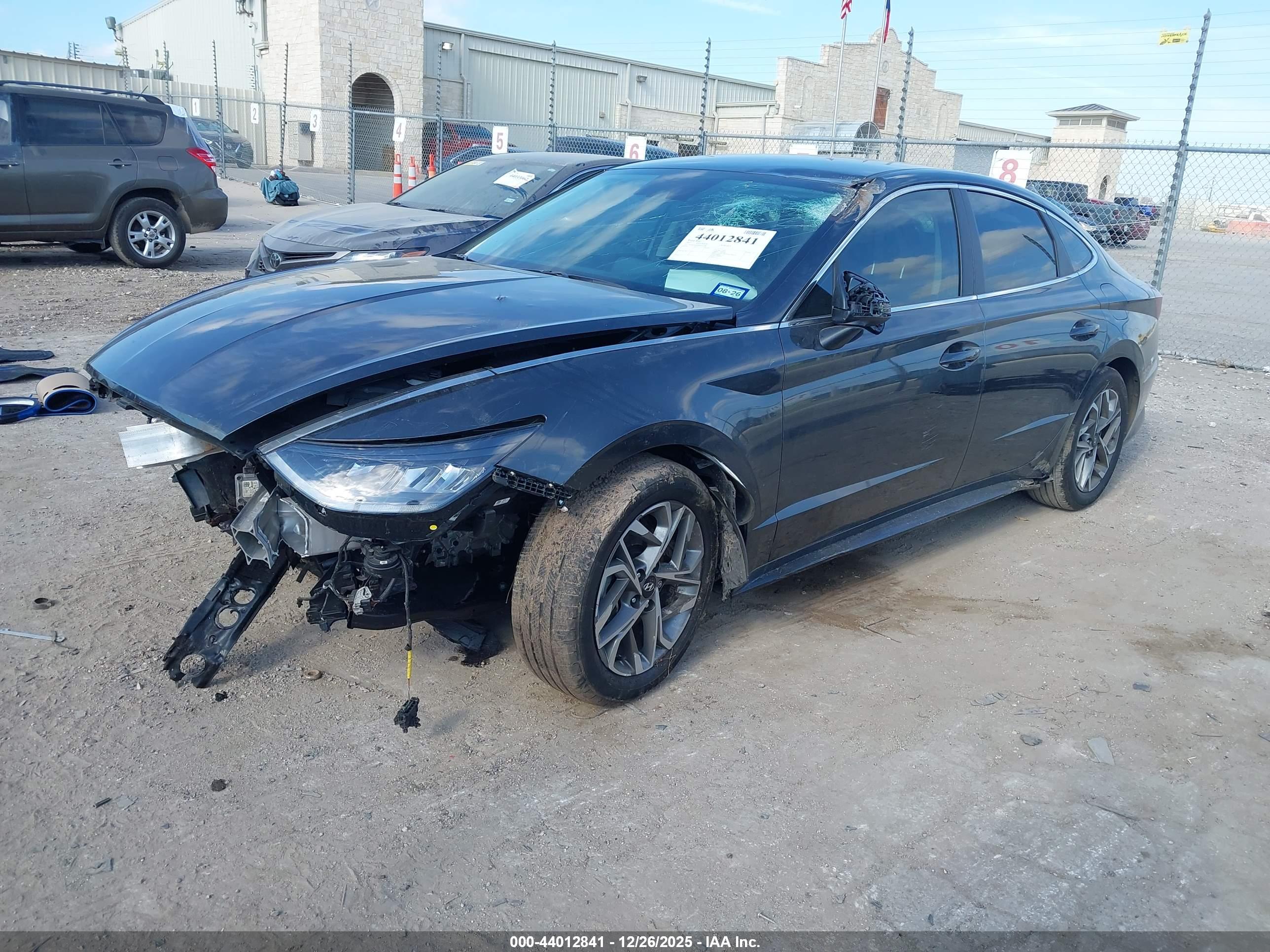 HYUNDAI SONATA image 2