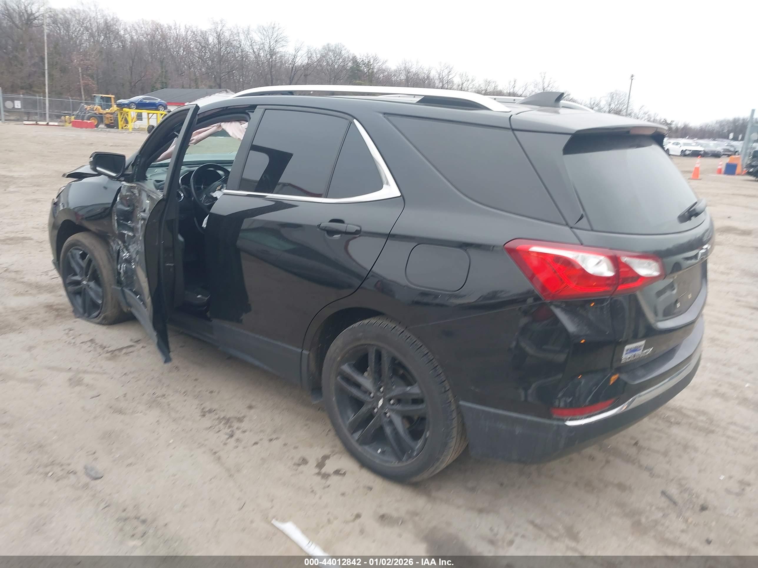 CHEVROLET EQUINOX image 3