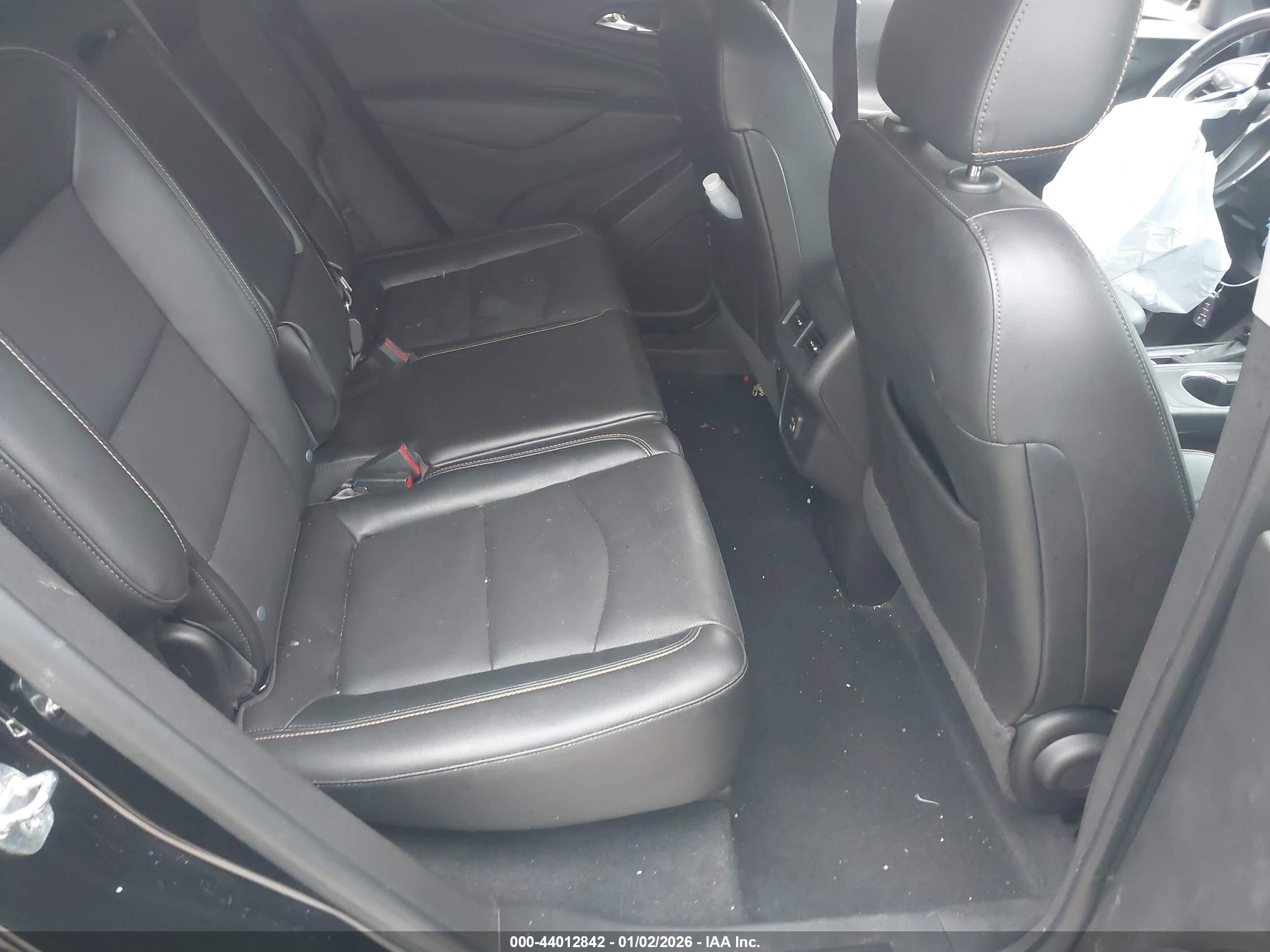CHEVROLET EQUINOX image 8