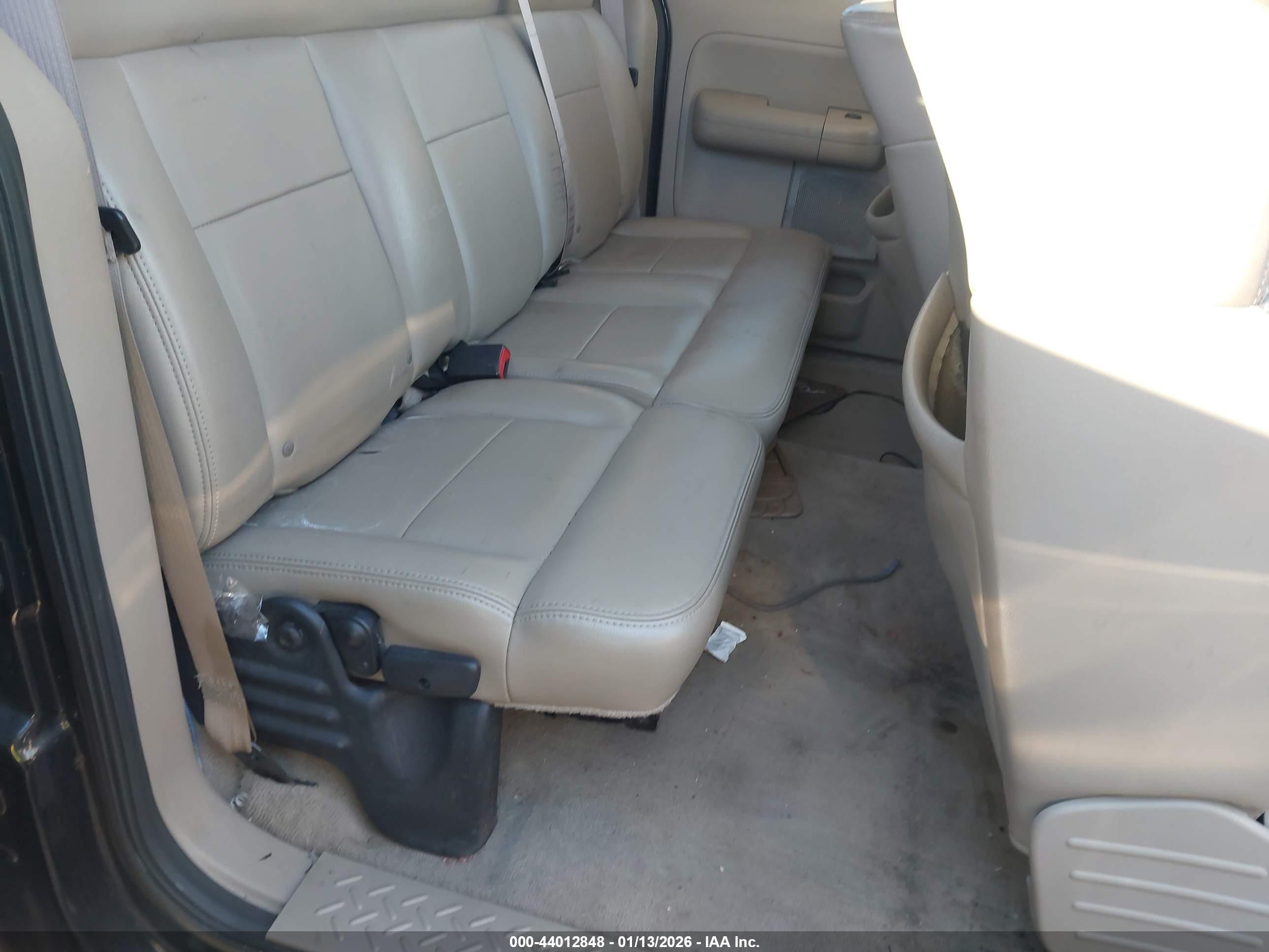 FORD F-150 image 8