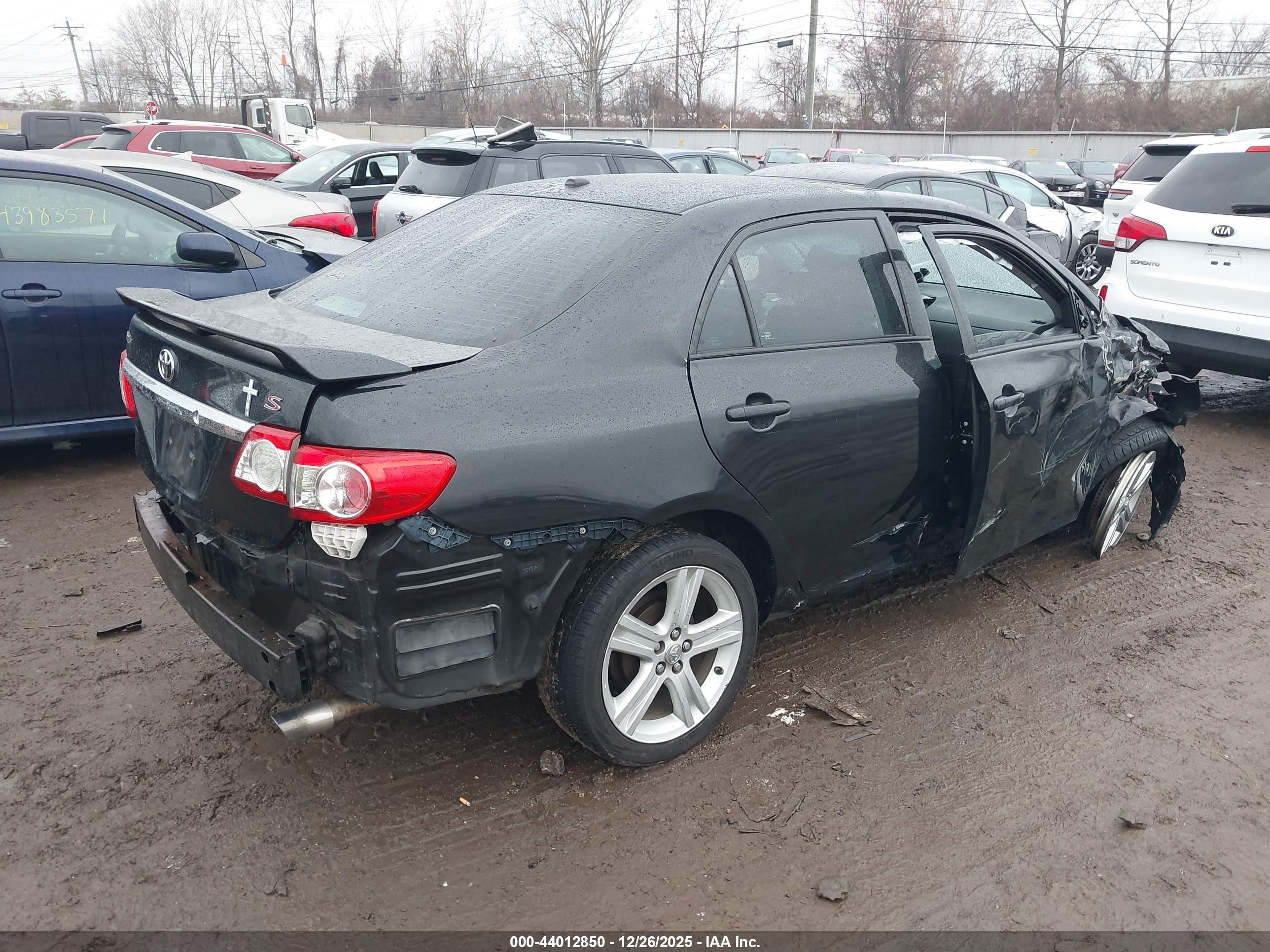 TOYOTA COROLLA image 4