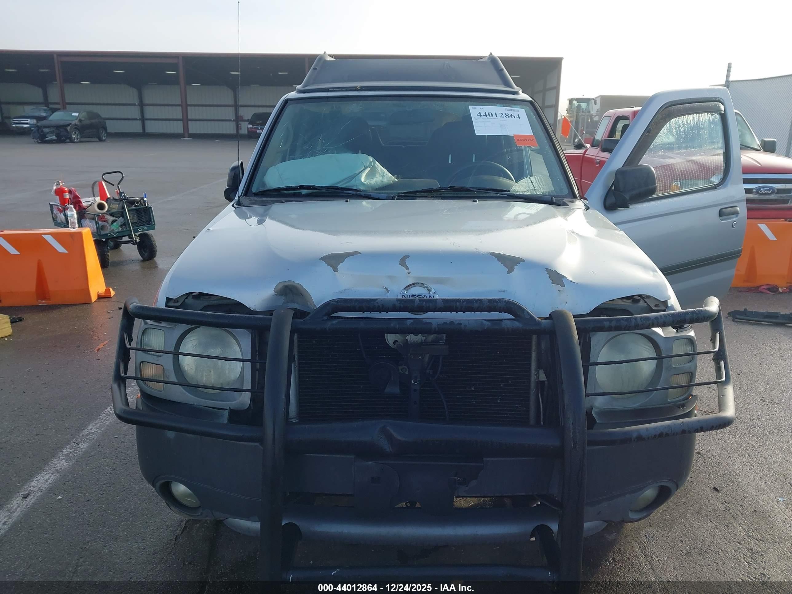 NISSAN XTERRA image 6
