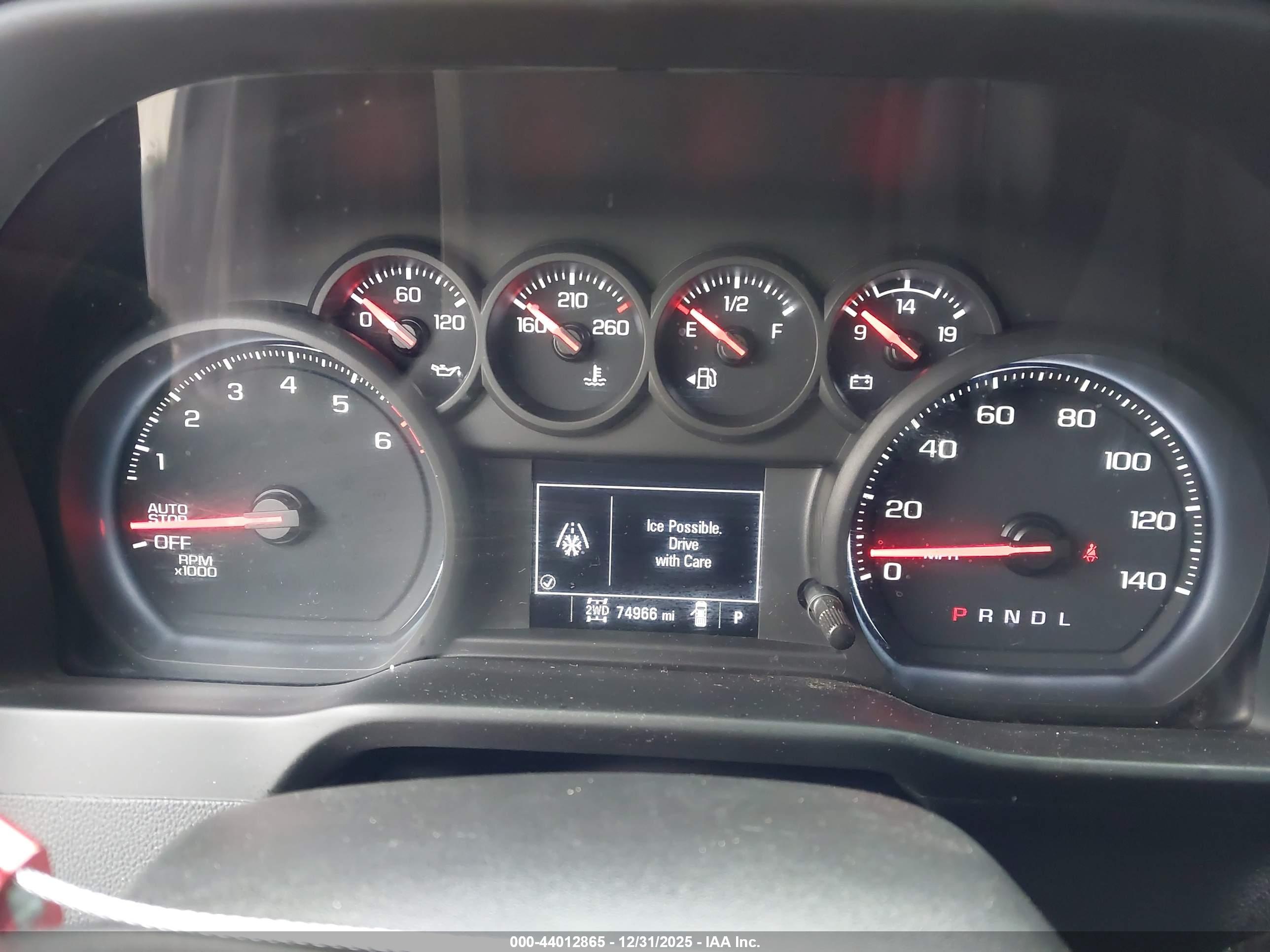 CHEVROLET SILVERADO image 7